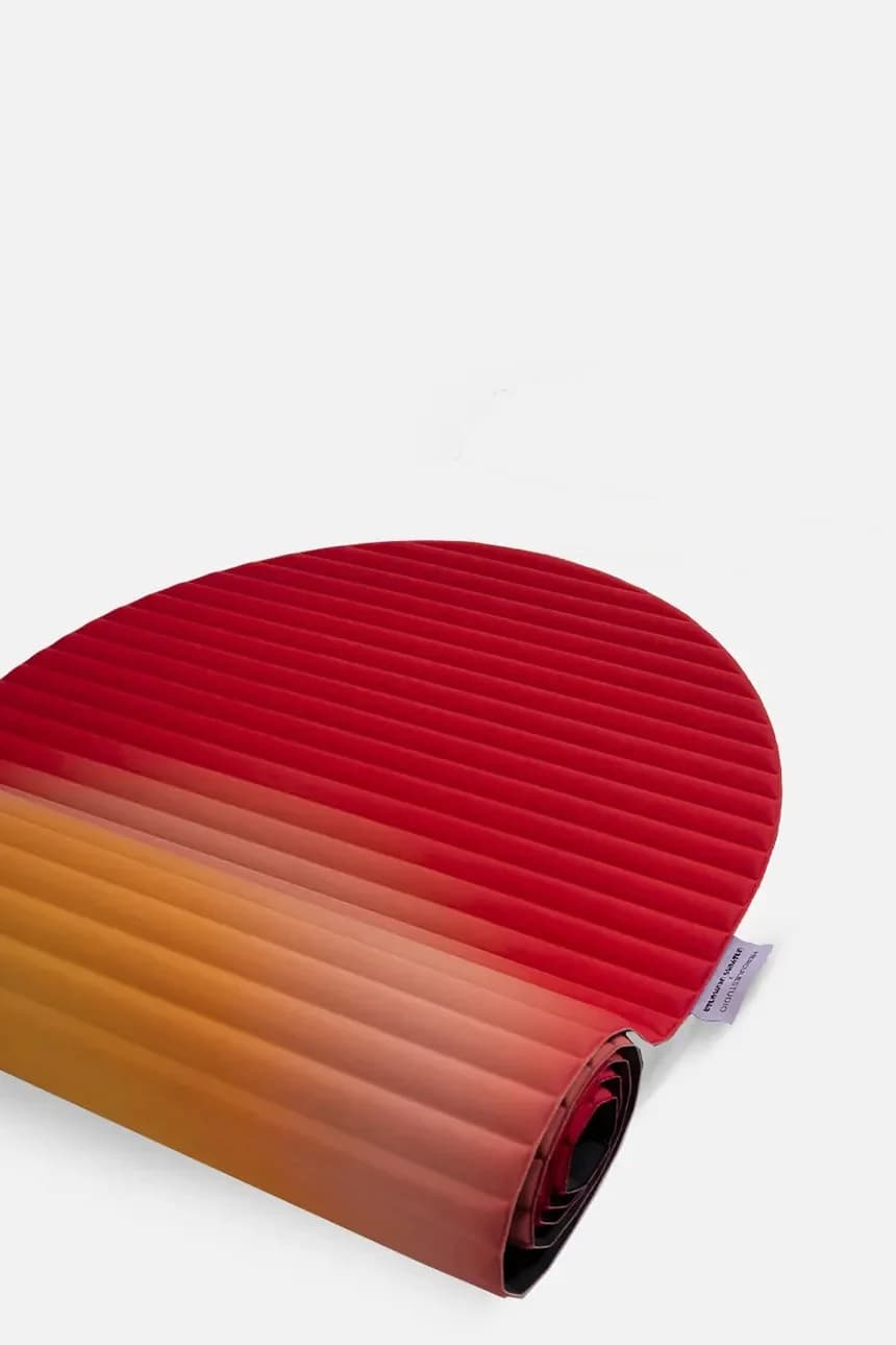 Коврик для йоги Gale x Univers Uchronia - фото 2