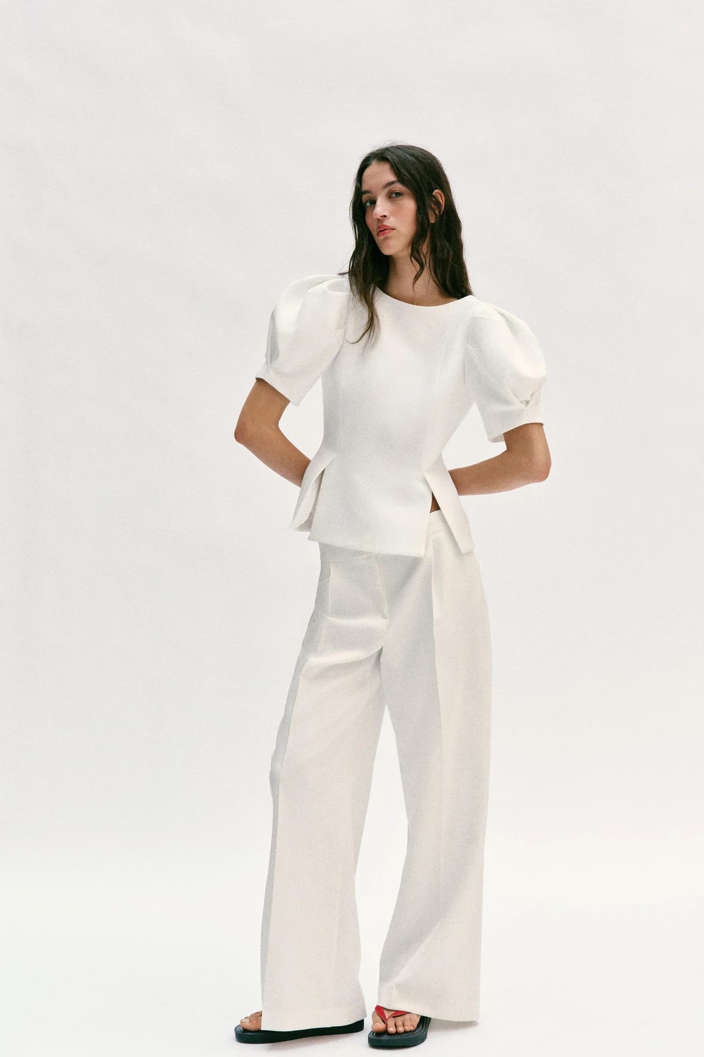 ТОП С БУХНЫМИ РУКАВАМИ - фото 2