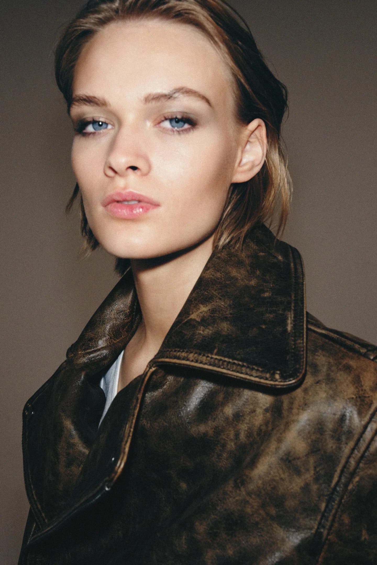 БАЙКЕРСКАЯ КУРТКА ИЗ НАТУРАЛЬНОЙ КОЖИ ZW LIMITED EDITION