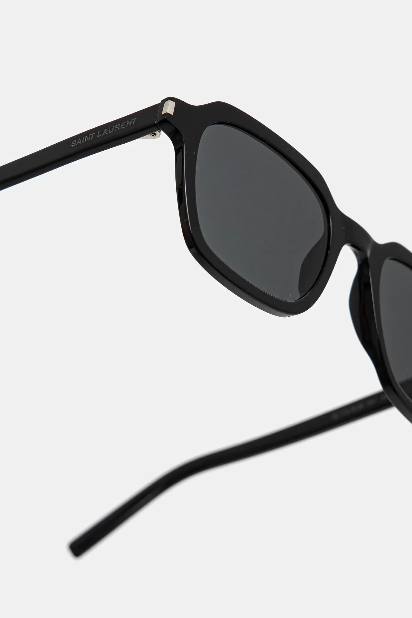 Солнцезащитные очки - фото 5