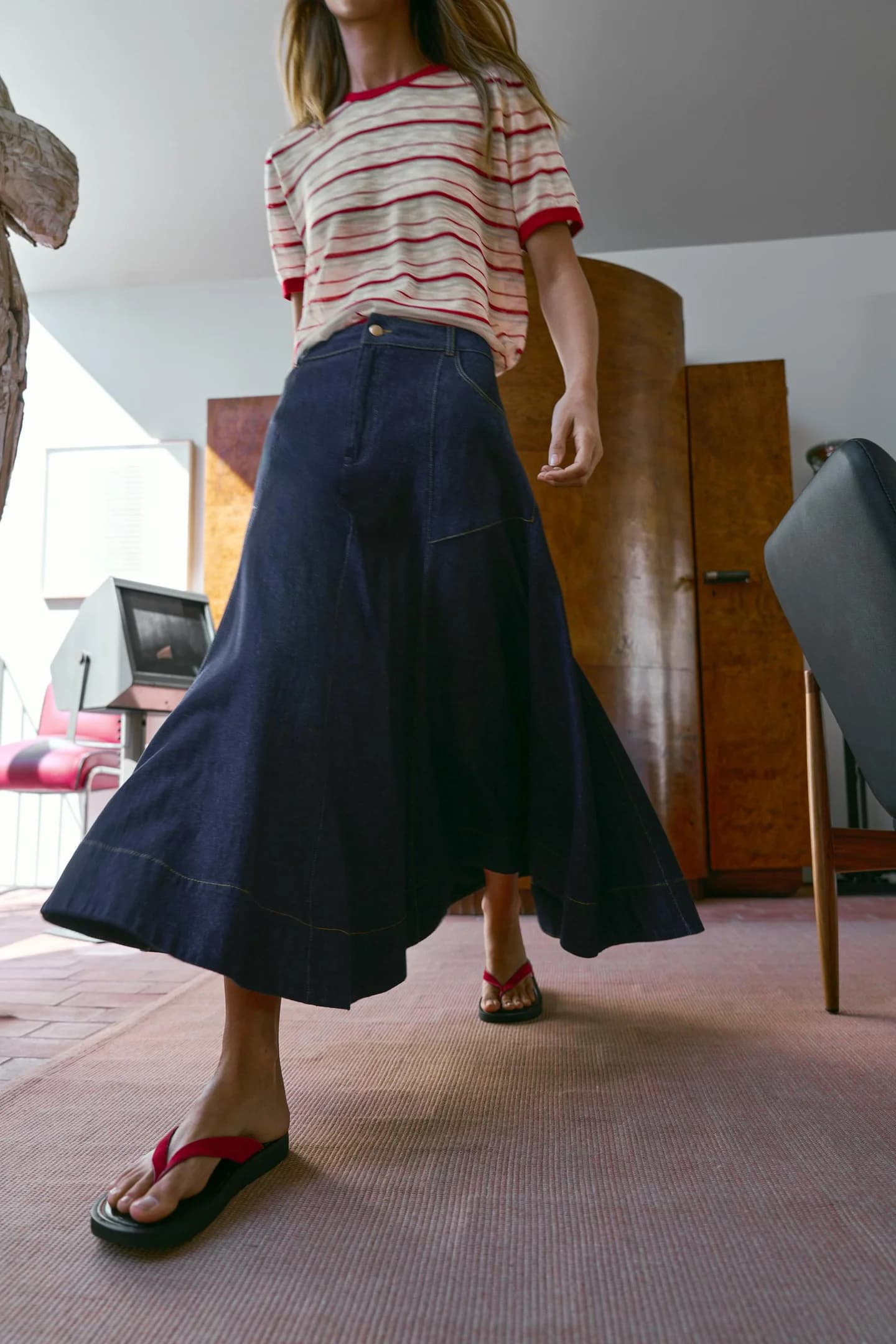 ЮБКА СРЕДНЕЙ ДЛИНЫ С ЦВЕТОМ - фото 2