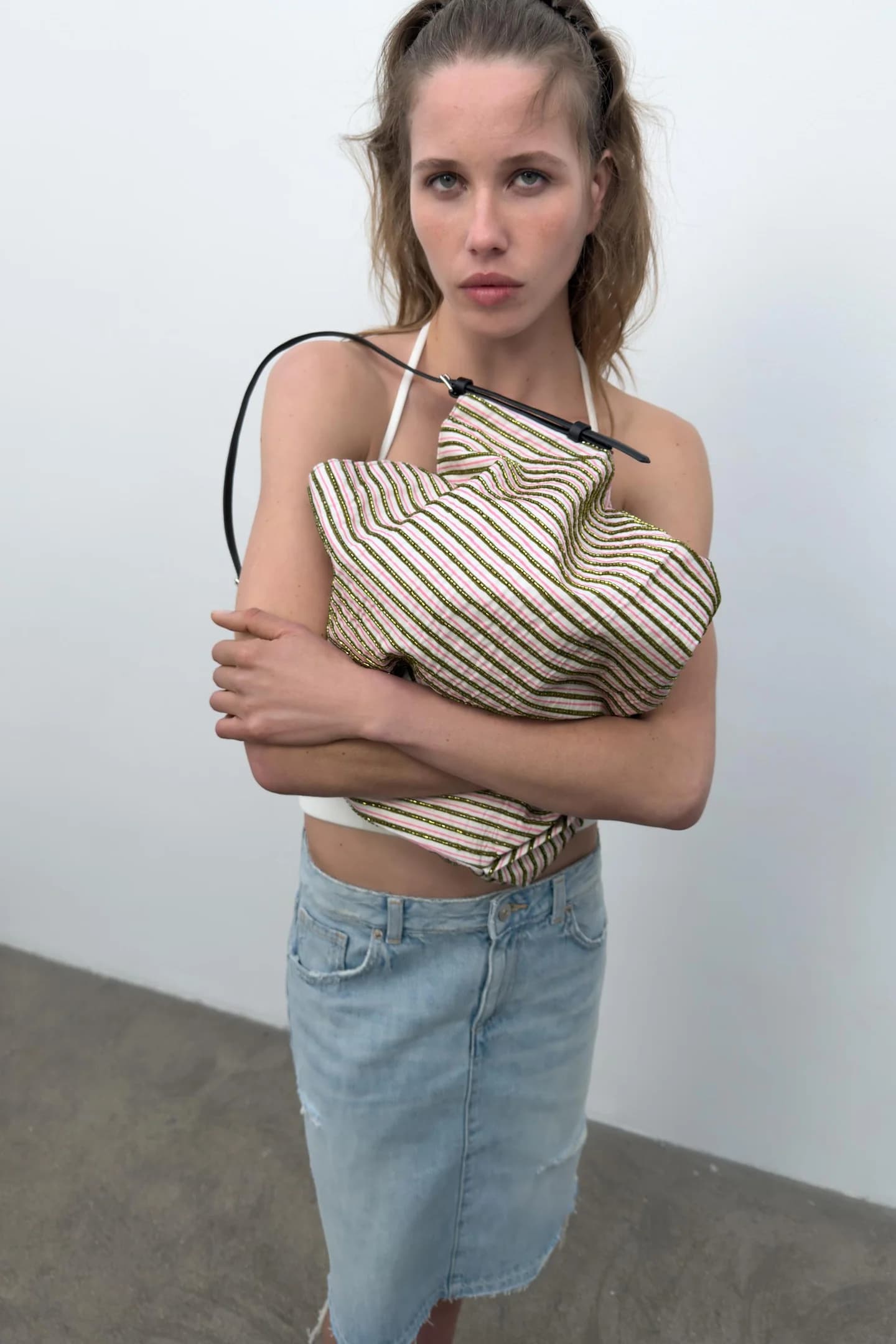 СУМКА-ШОППЕР С Аппликациями и блестящими деталями