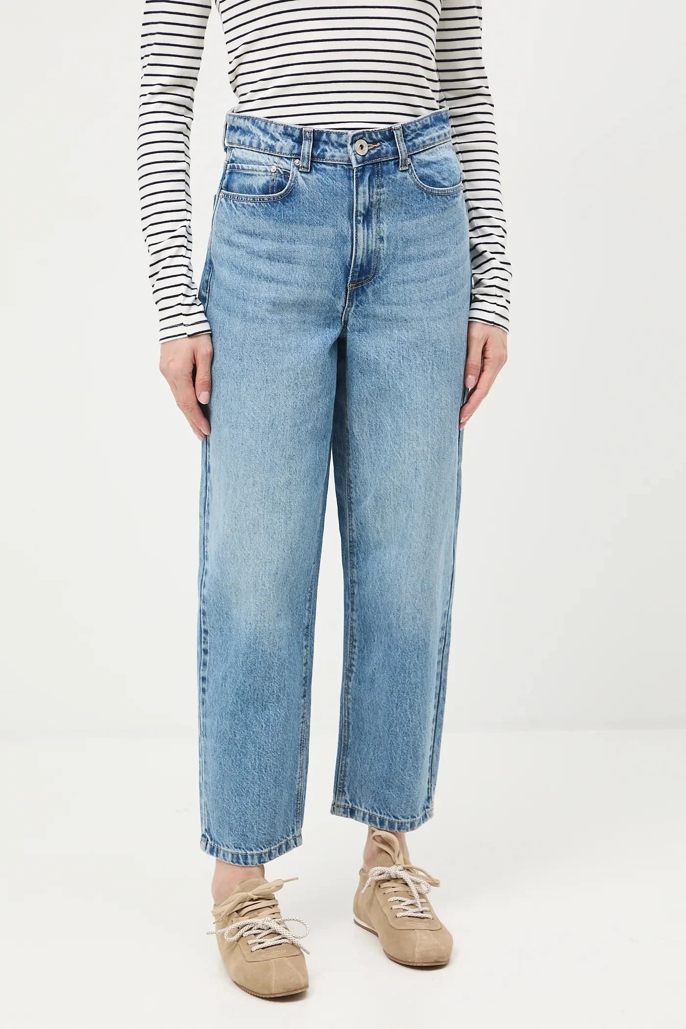 Женские джинсы кроя мамы