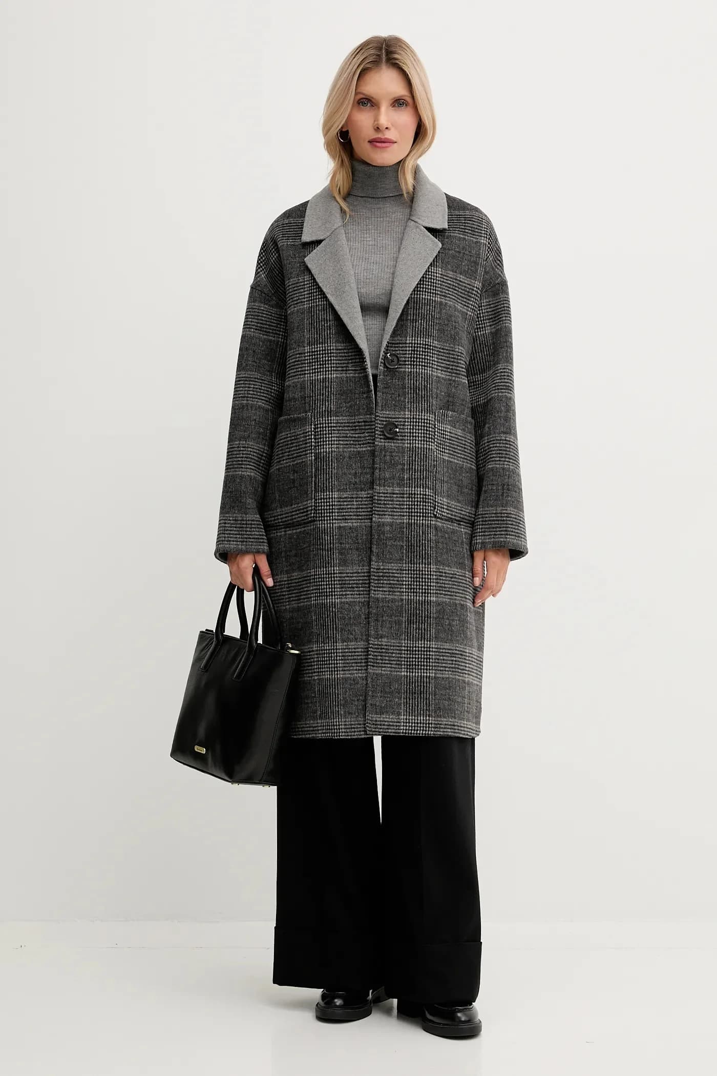 Двустороннее пальто из шерсти