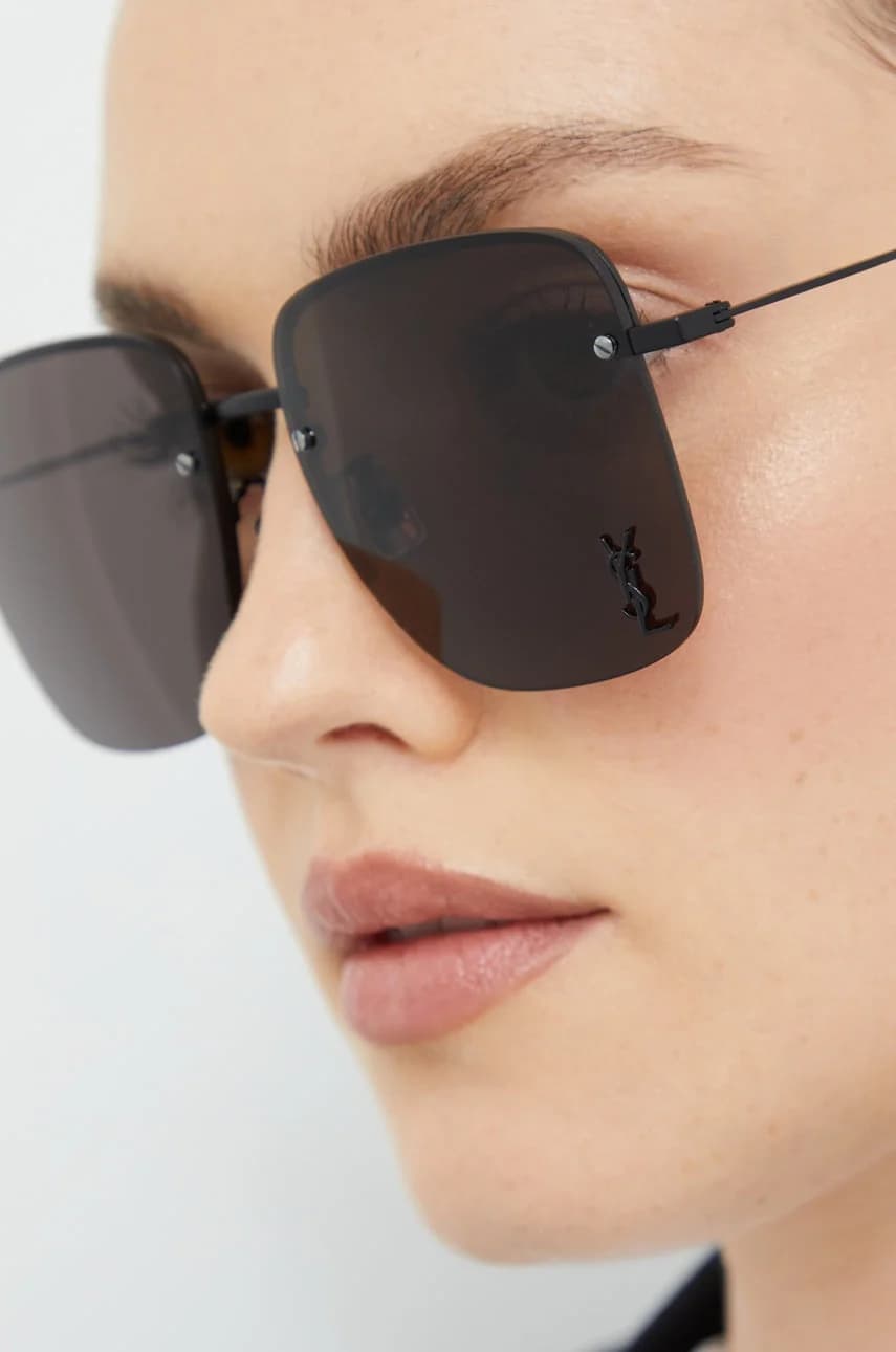 Солнцезащитные очки - фото 6