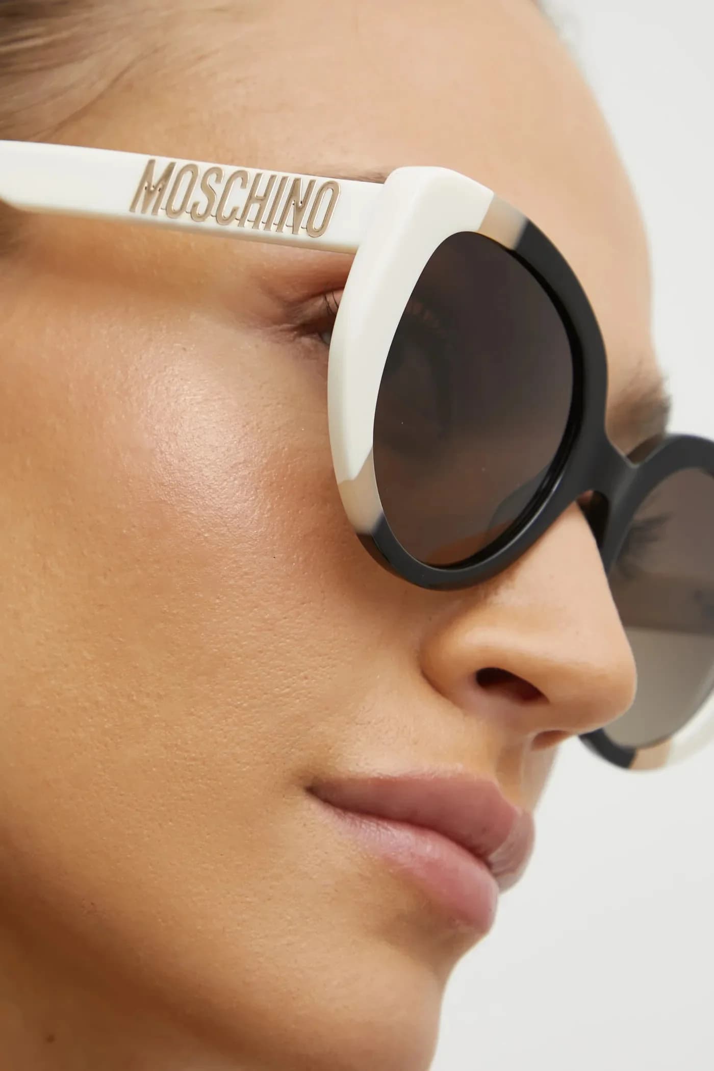 Солнцезащитные очки - фото 3