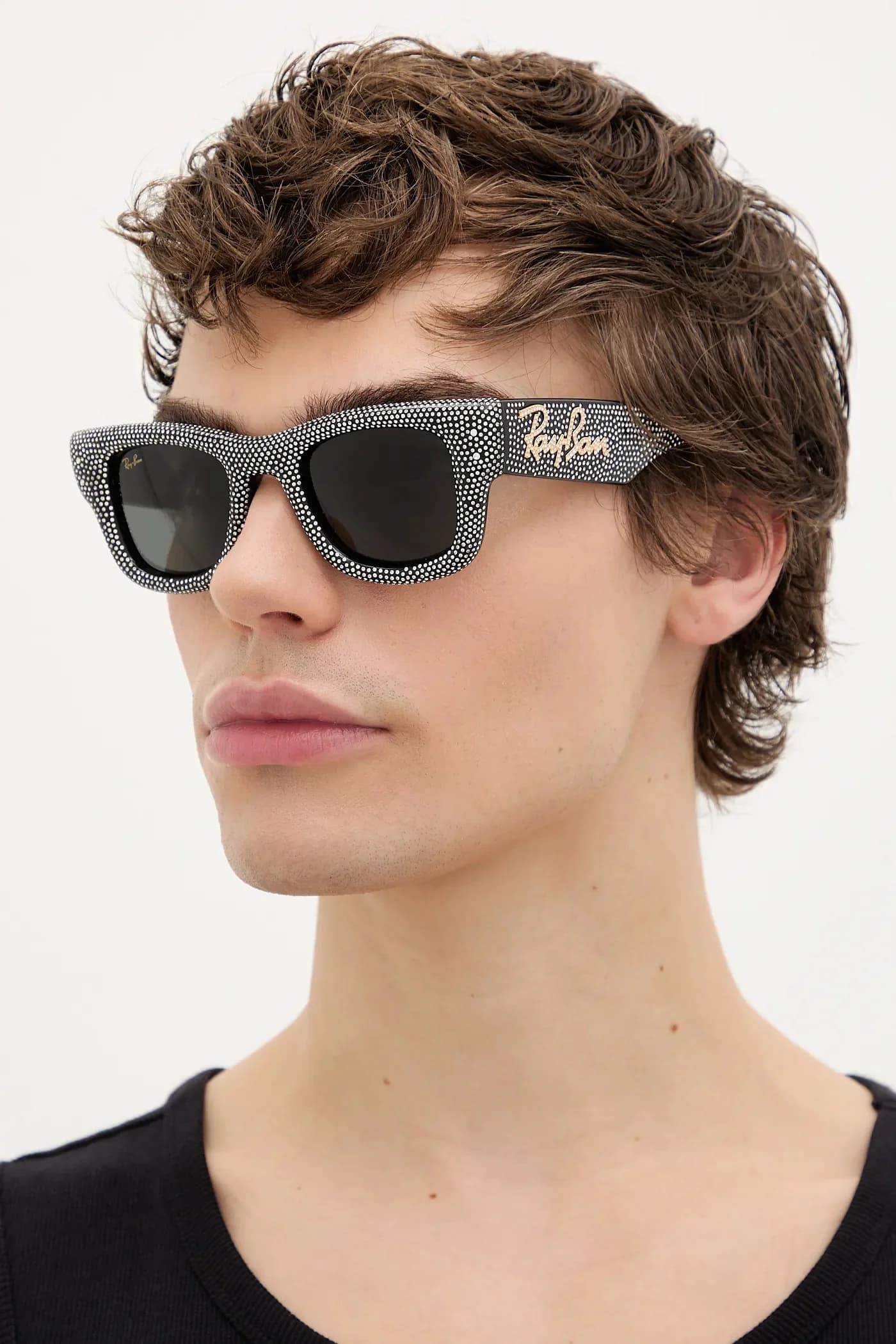 Солнцезащитные очки - фото 2