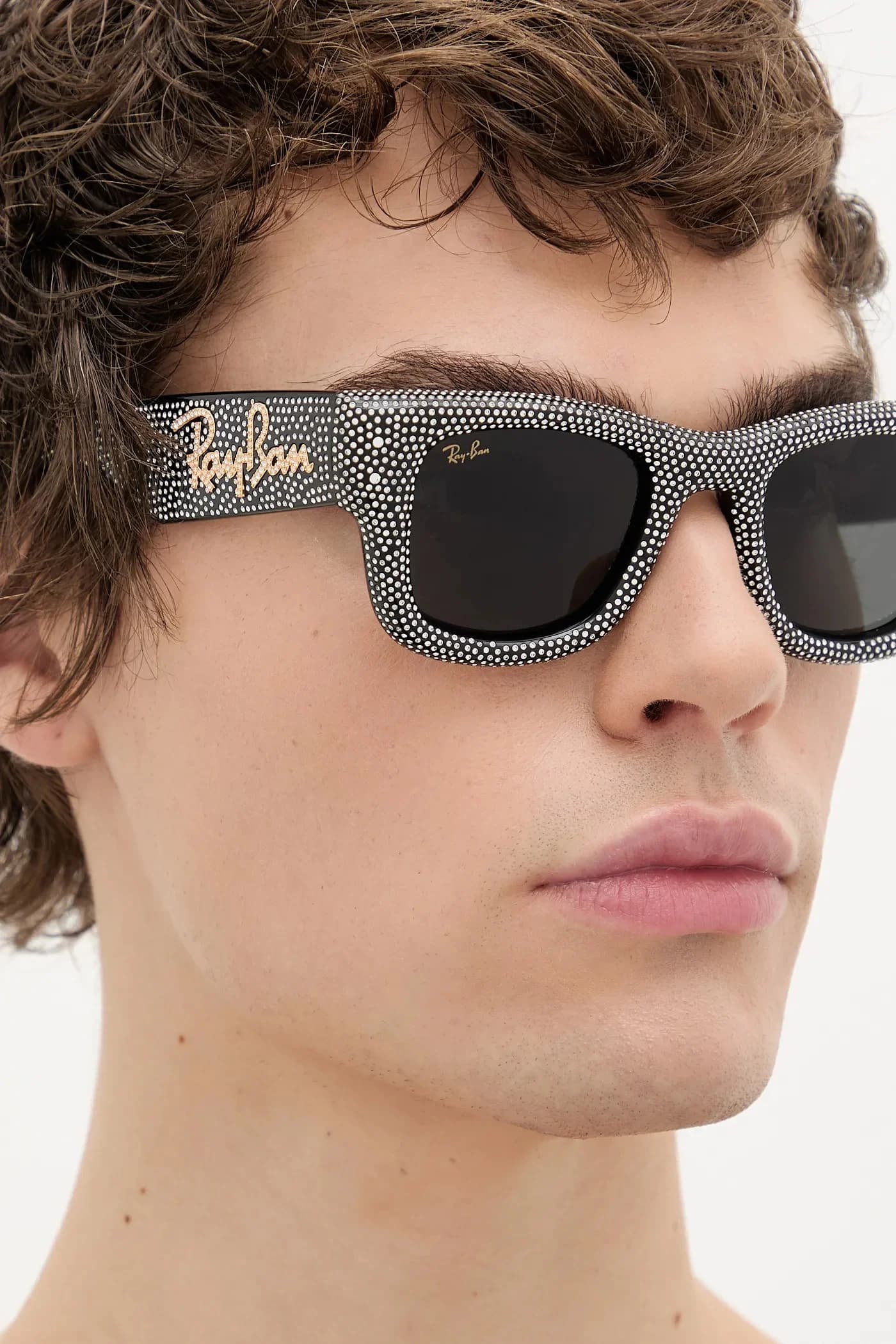 Солнцезащитные очки - фото 9