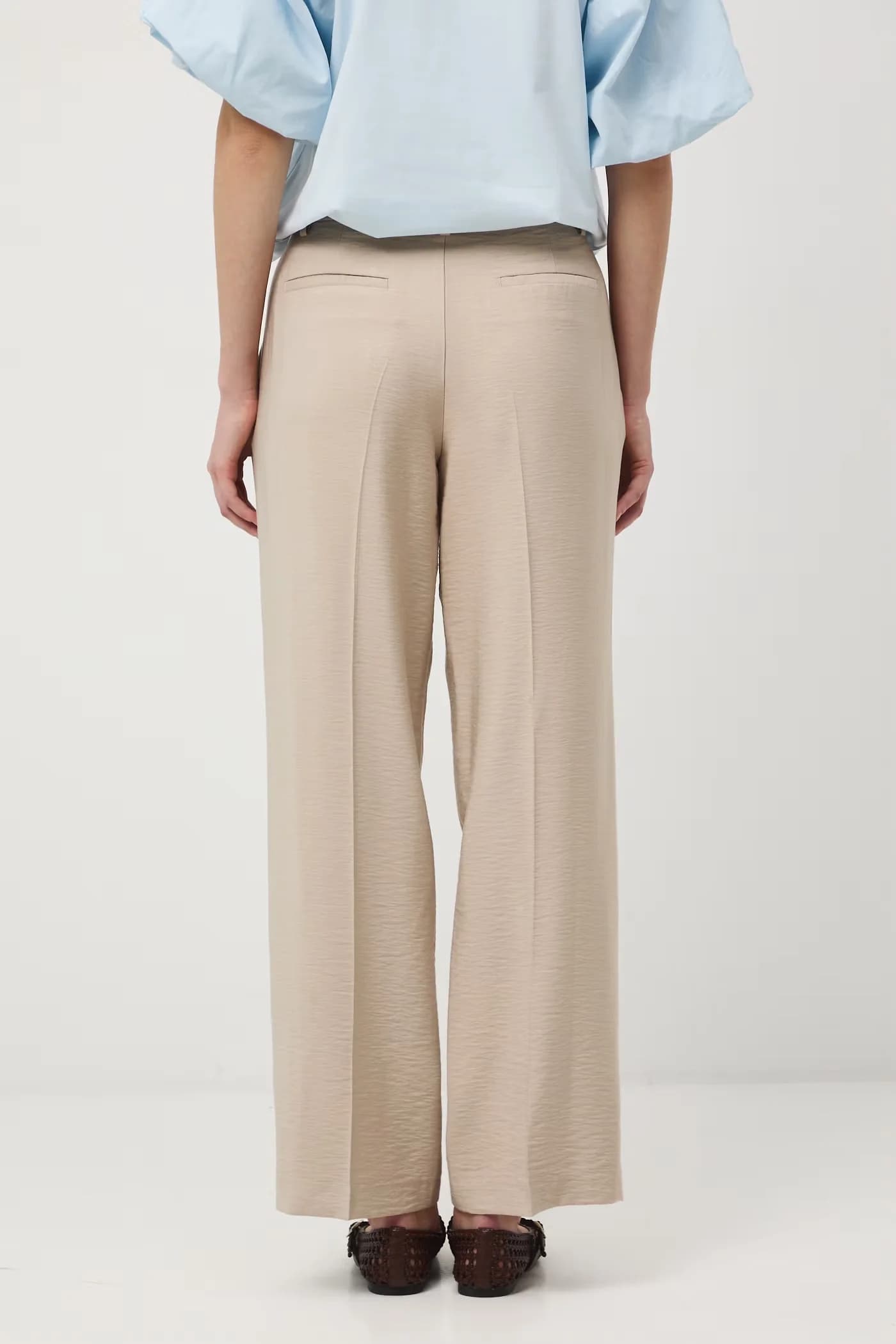 Женские широкие брюки из вискозы. - фото 3