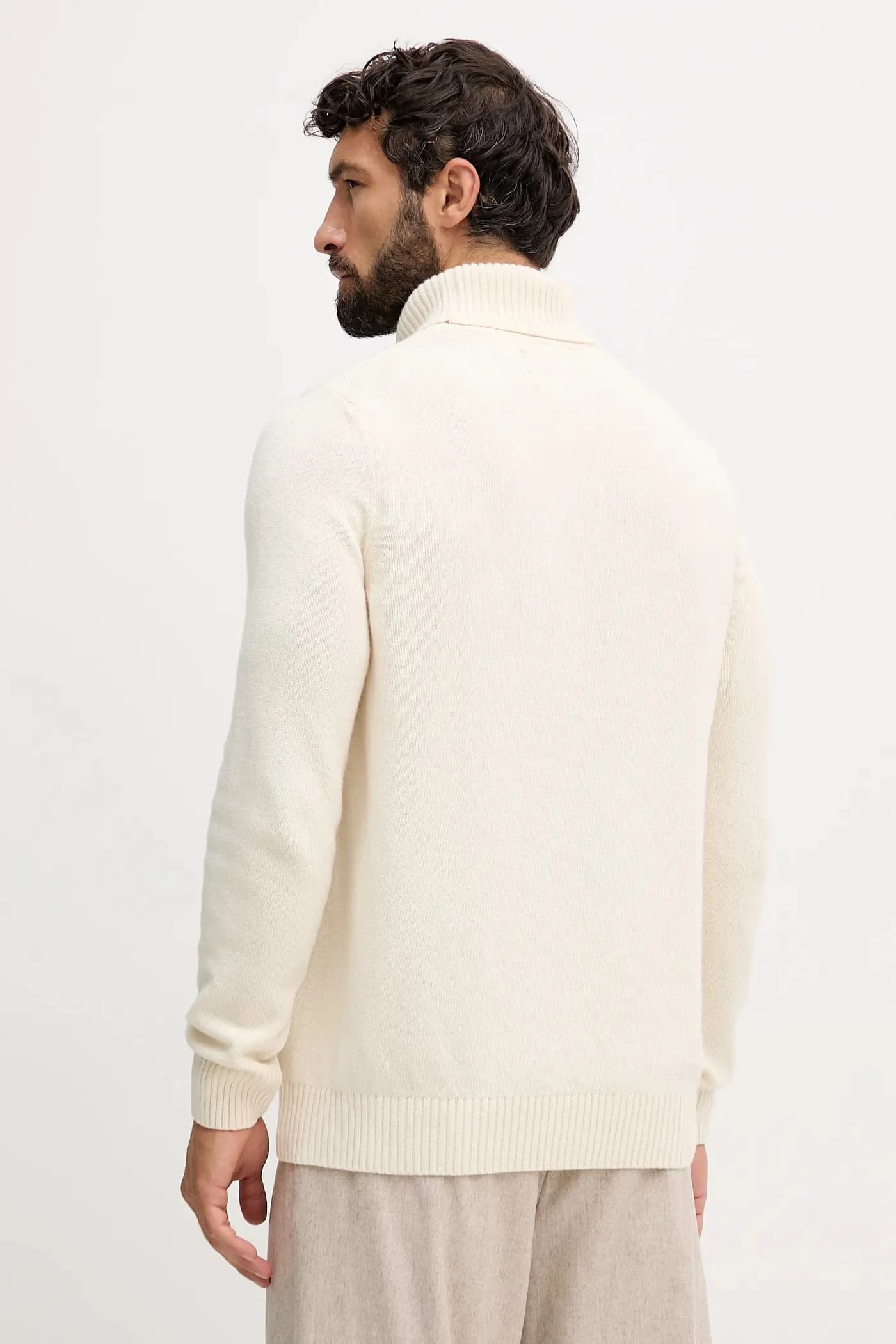 Шерстяной свитер - фото 3