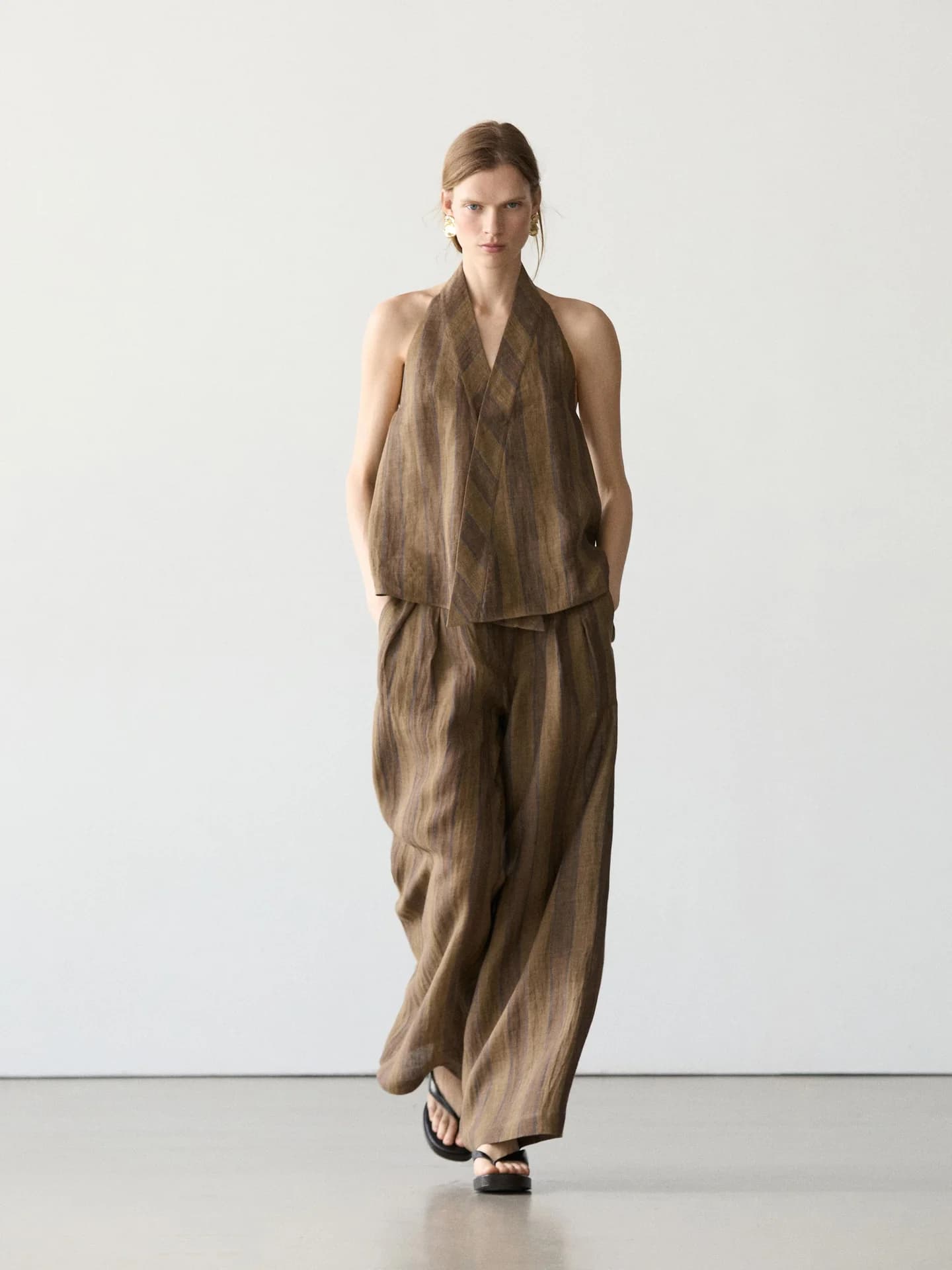 Широкие брюки в полоску с льном - фото 9