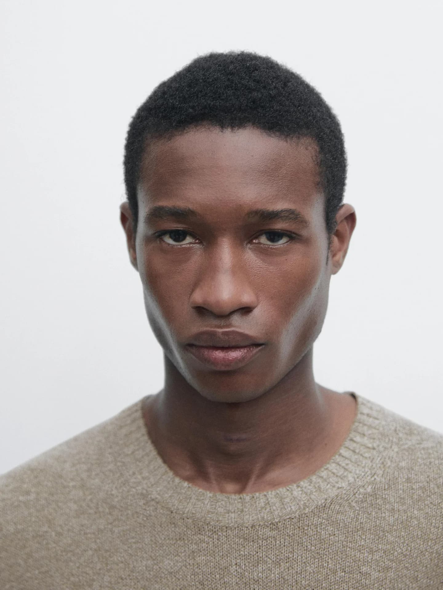 Вязаный свитер из хлопковых и льняных ниток. - фото 5