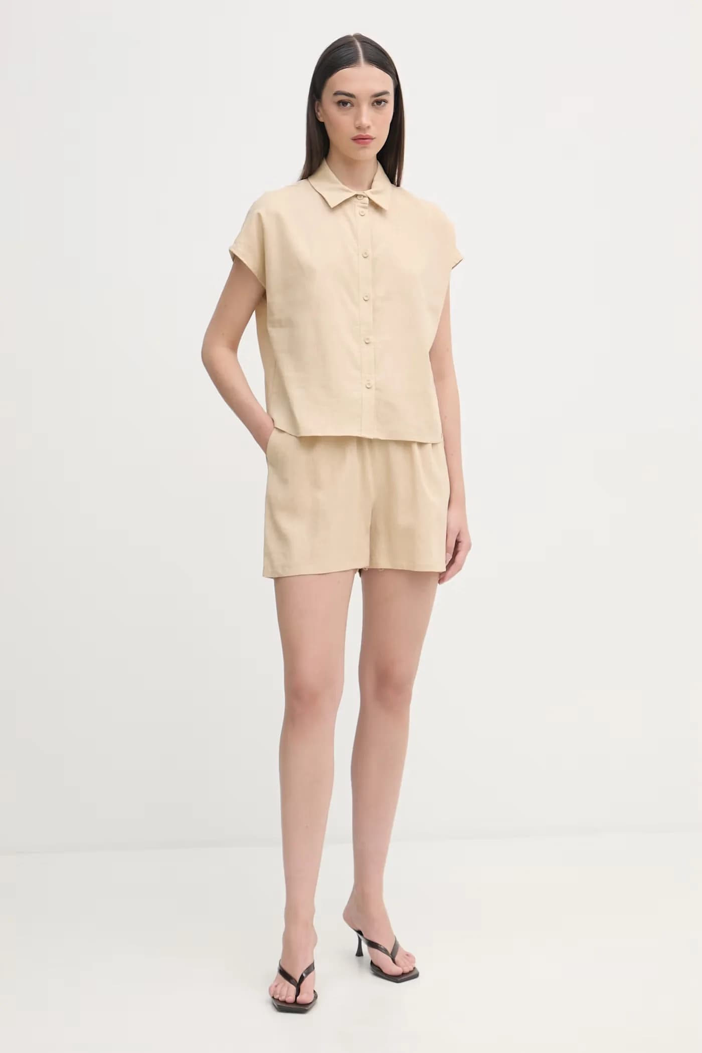 Женские шорты - фото 2