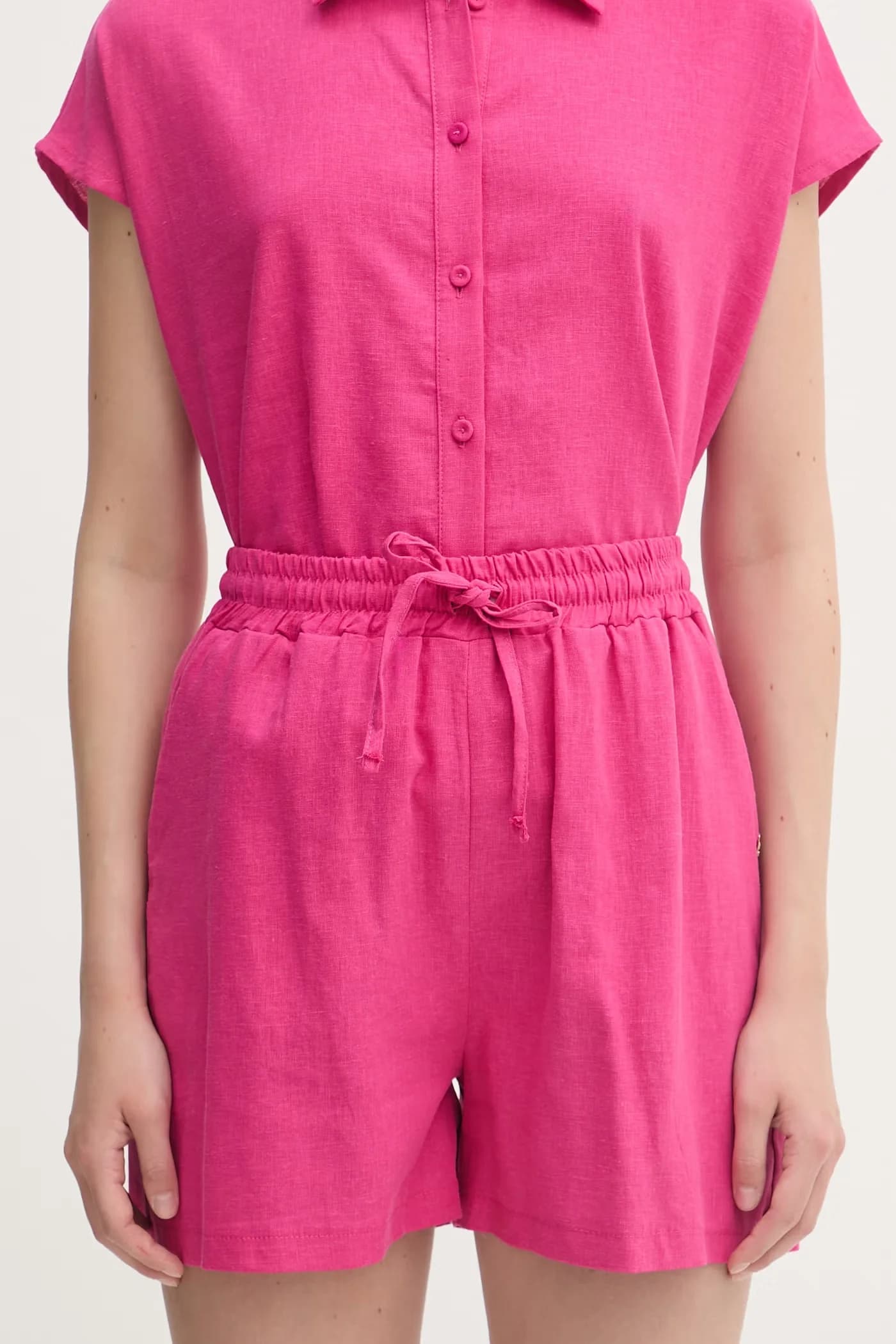 Женские шорты