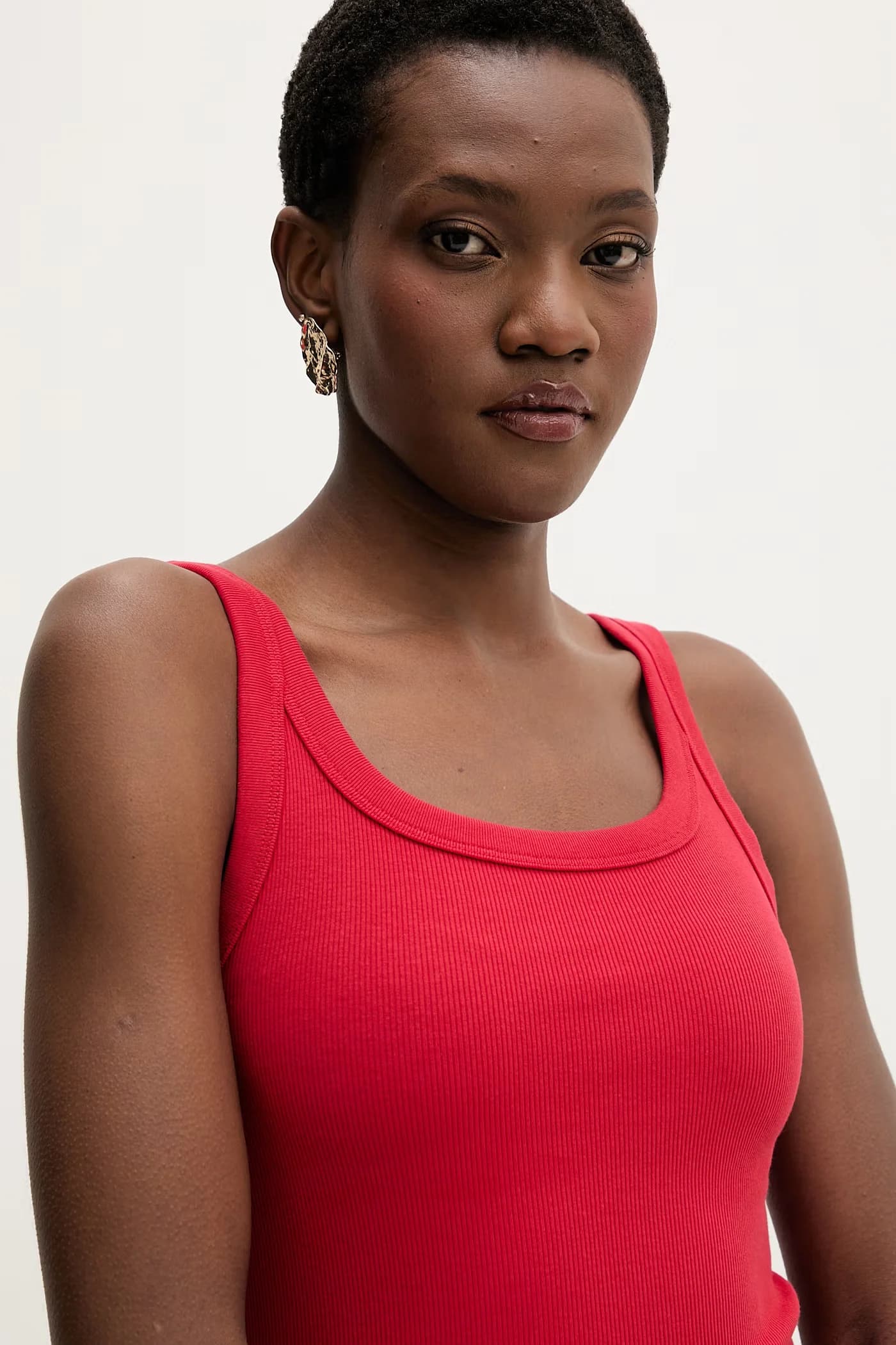 Женский топ ESSENTIAL RIBBED TANK - фото 4