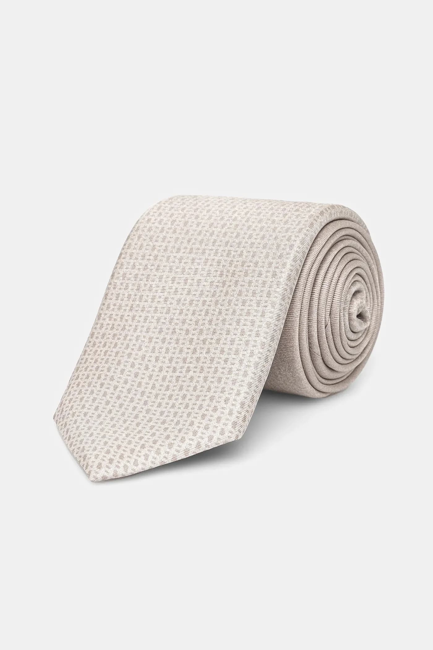 Шелковый галстук