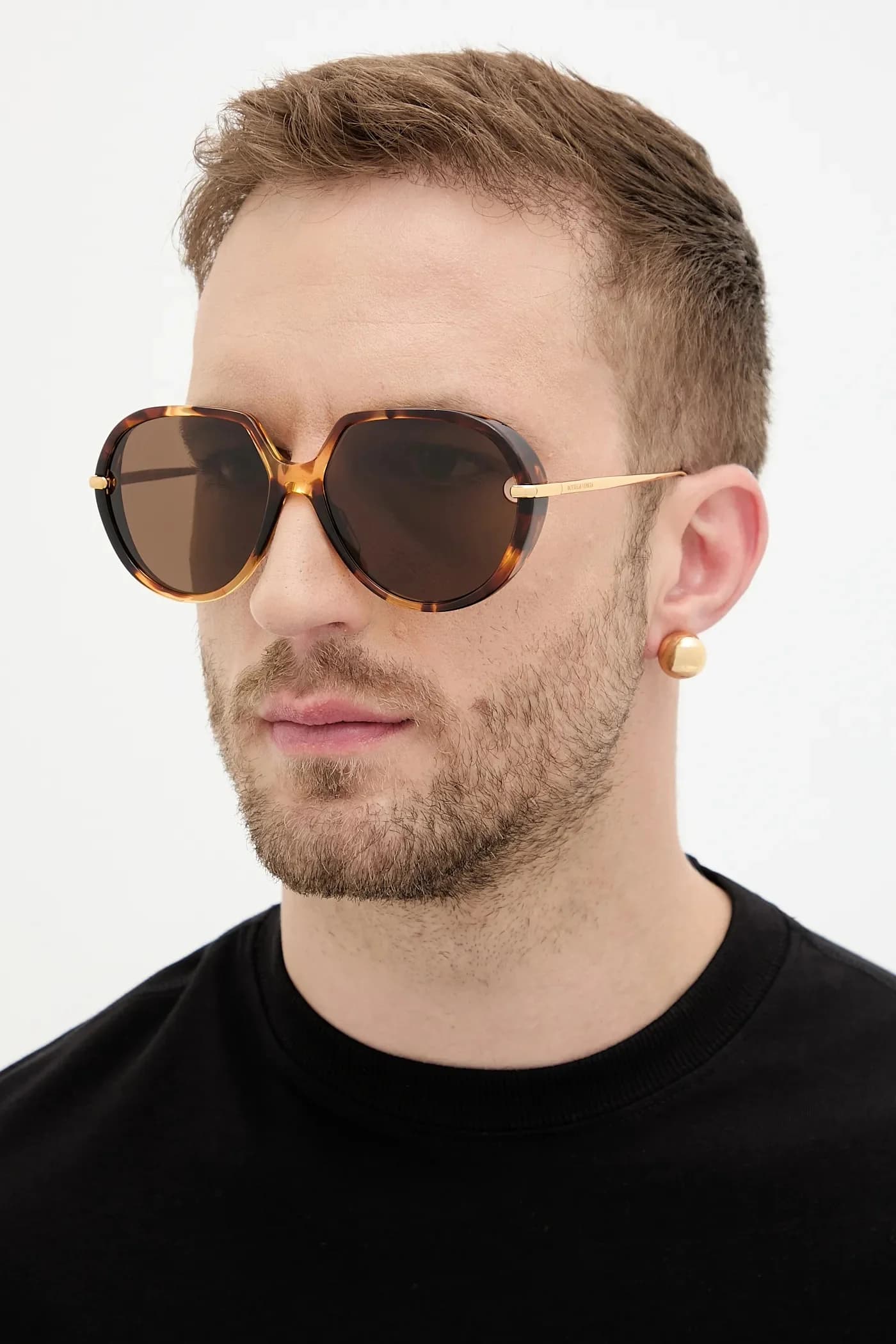 Солнцезащитные очки - фото 2