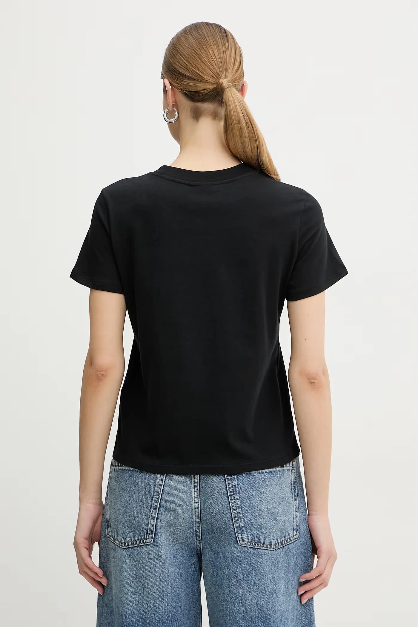 Женская хлопковая футболка - фото 3