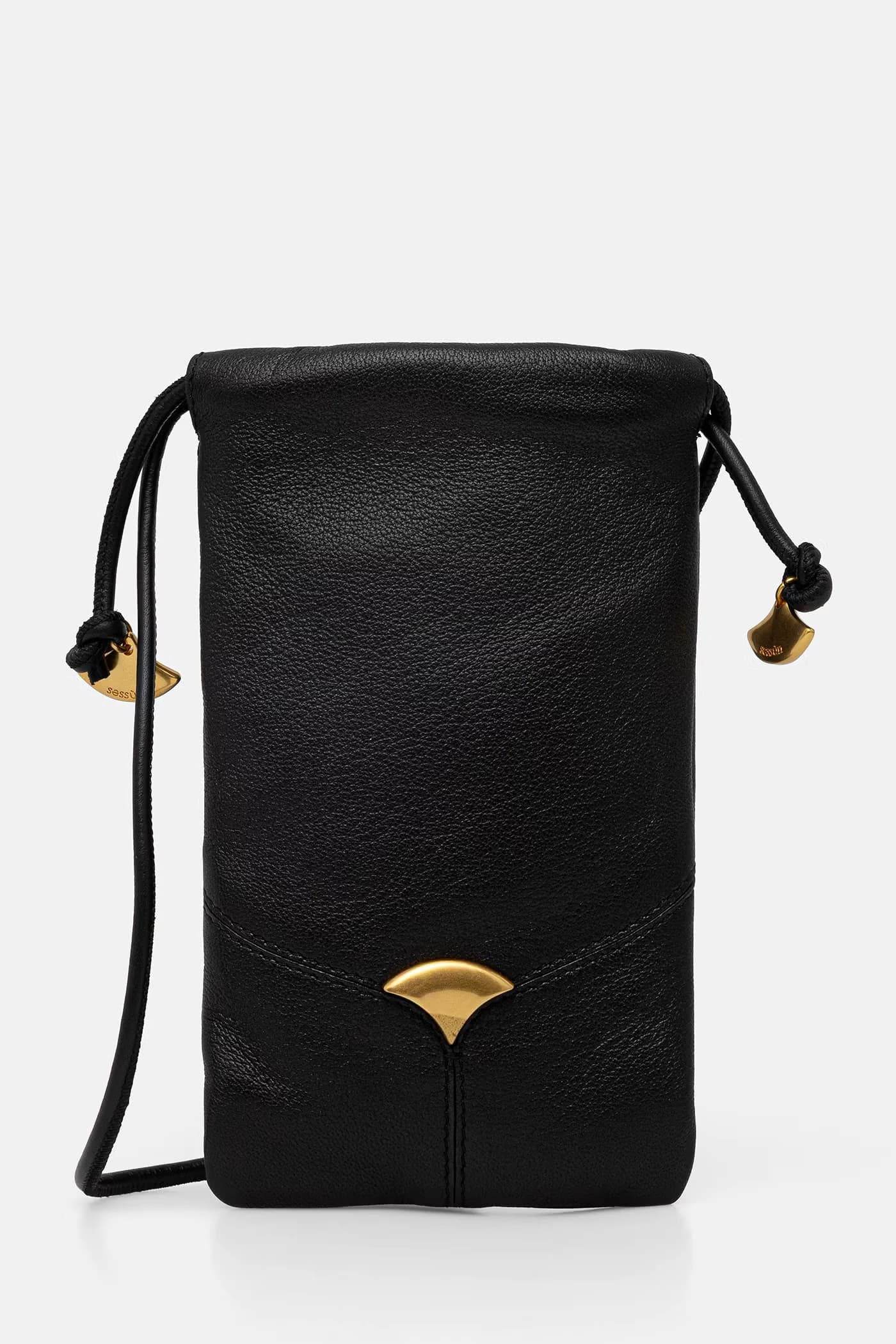 Женский кожаный чехол