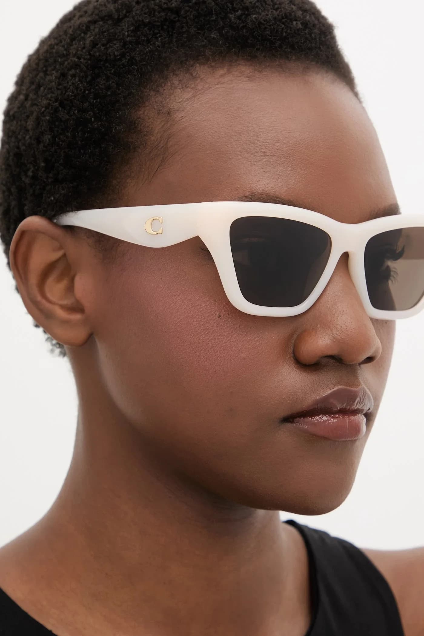 Женские солнцезащитные очки - фото 3