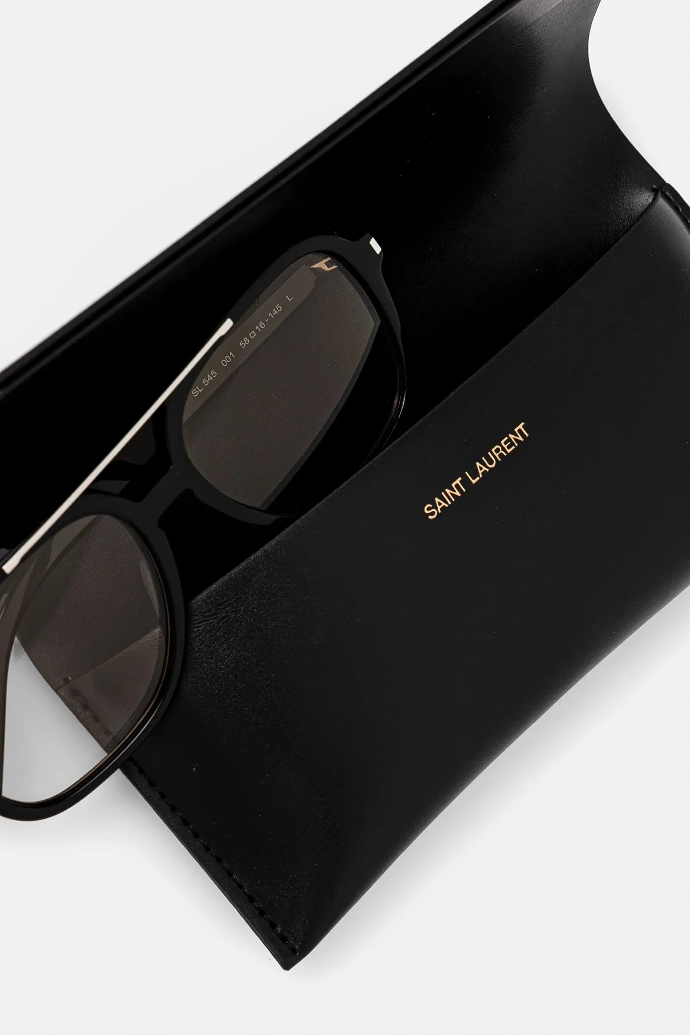 Солнцезащитные очки - фото 4