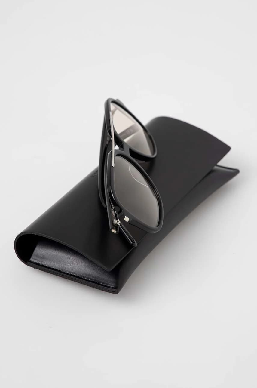 Солнцезащитные очки - фото 5