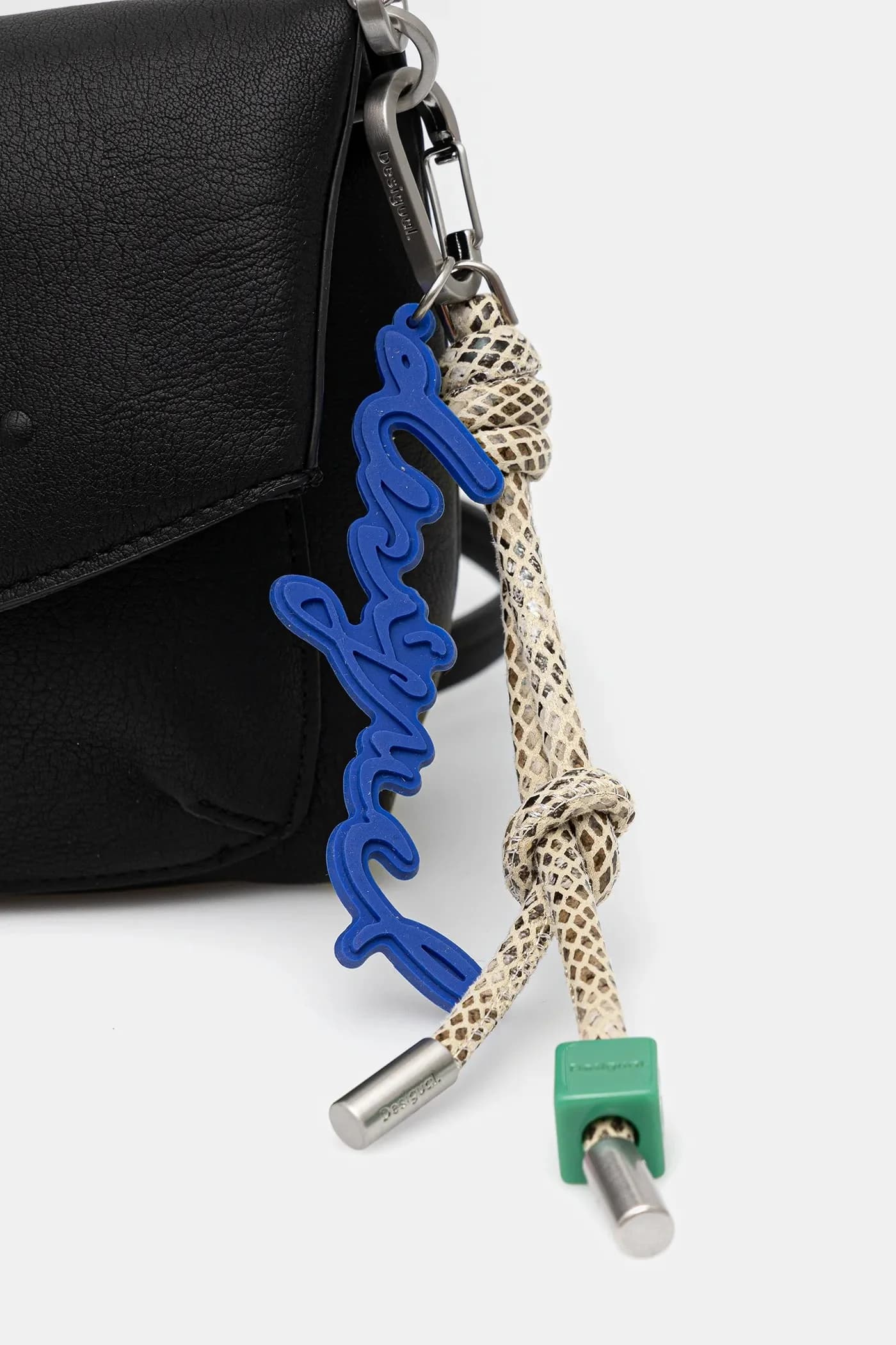 Сумочка HALF LOGO TROKEL BLA - фото 3