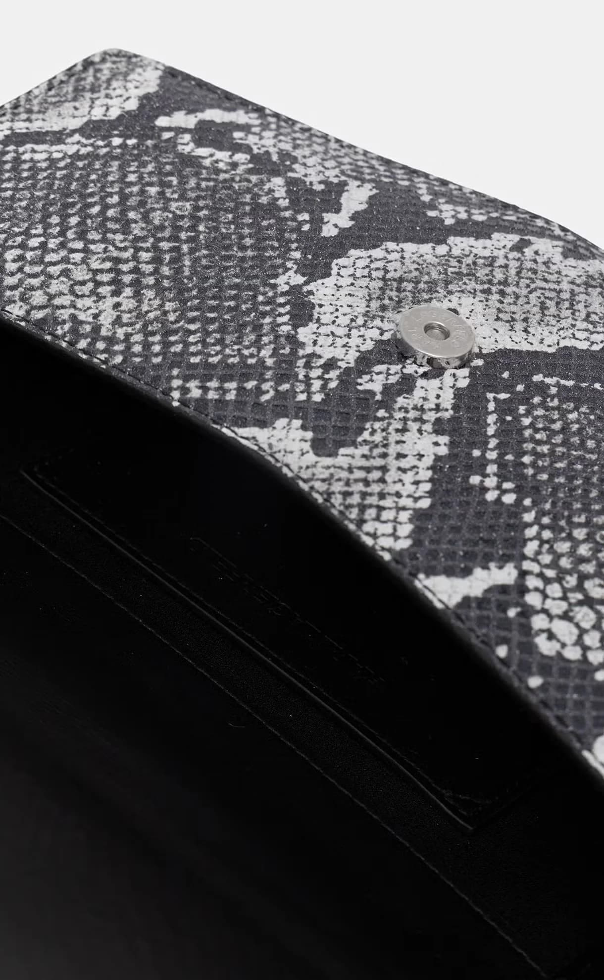 Женская кожаная сумка Karl Lagerfeld Studio - фото 5