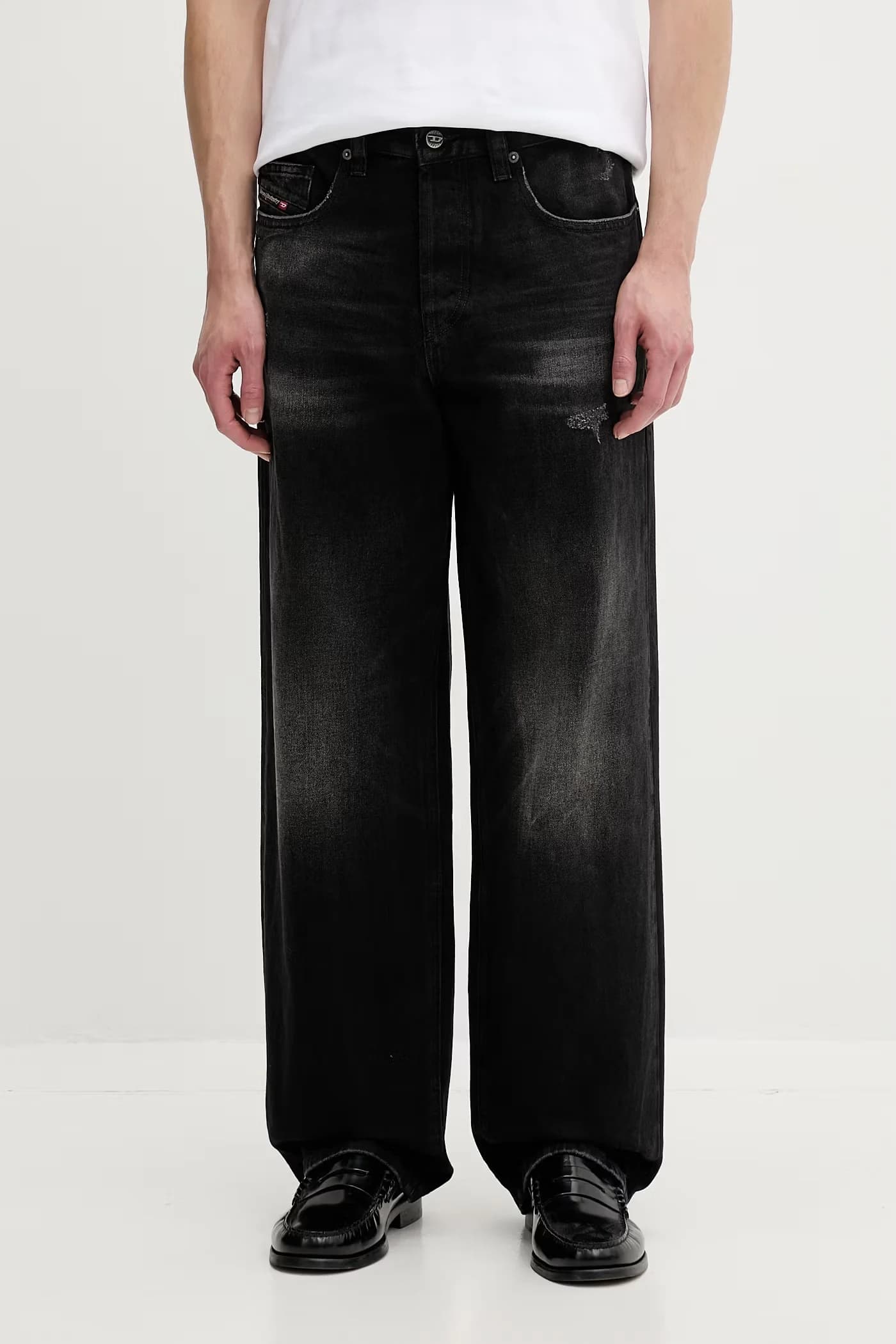 2001 Д-МАКРО Л.32