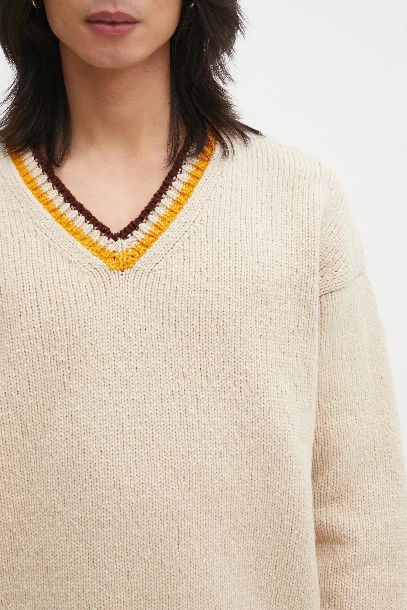 шерстяной свитер COLLEGE с V-образным вырезом - фото 4