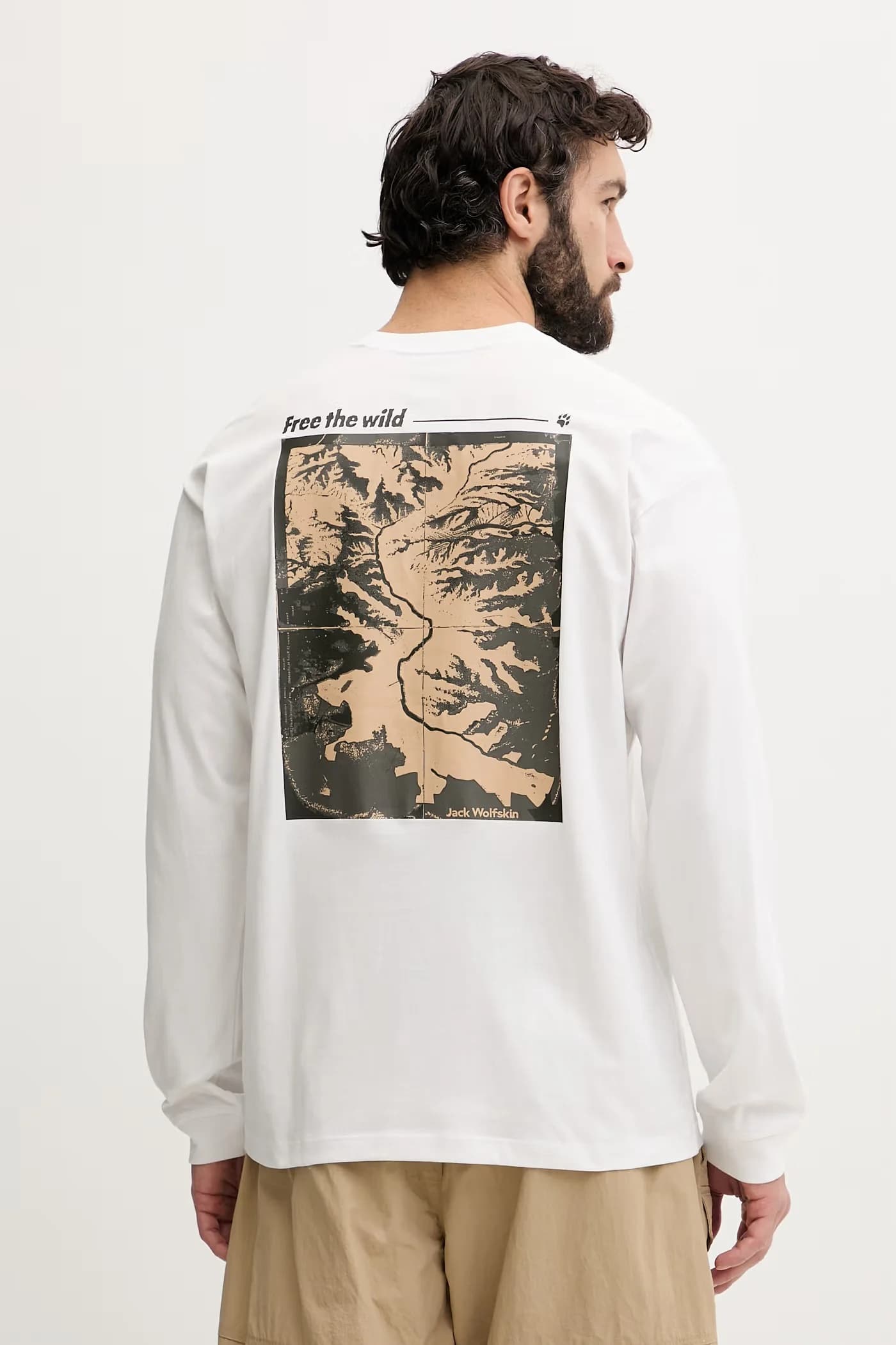 Уверенная мужская хлопковая рубашка с длинным рукавом