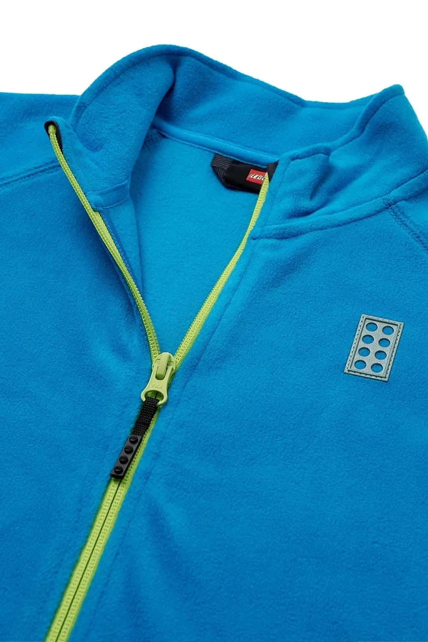 Носить толстовку - фото 3