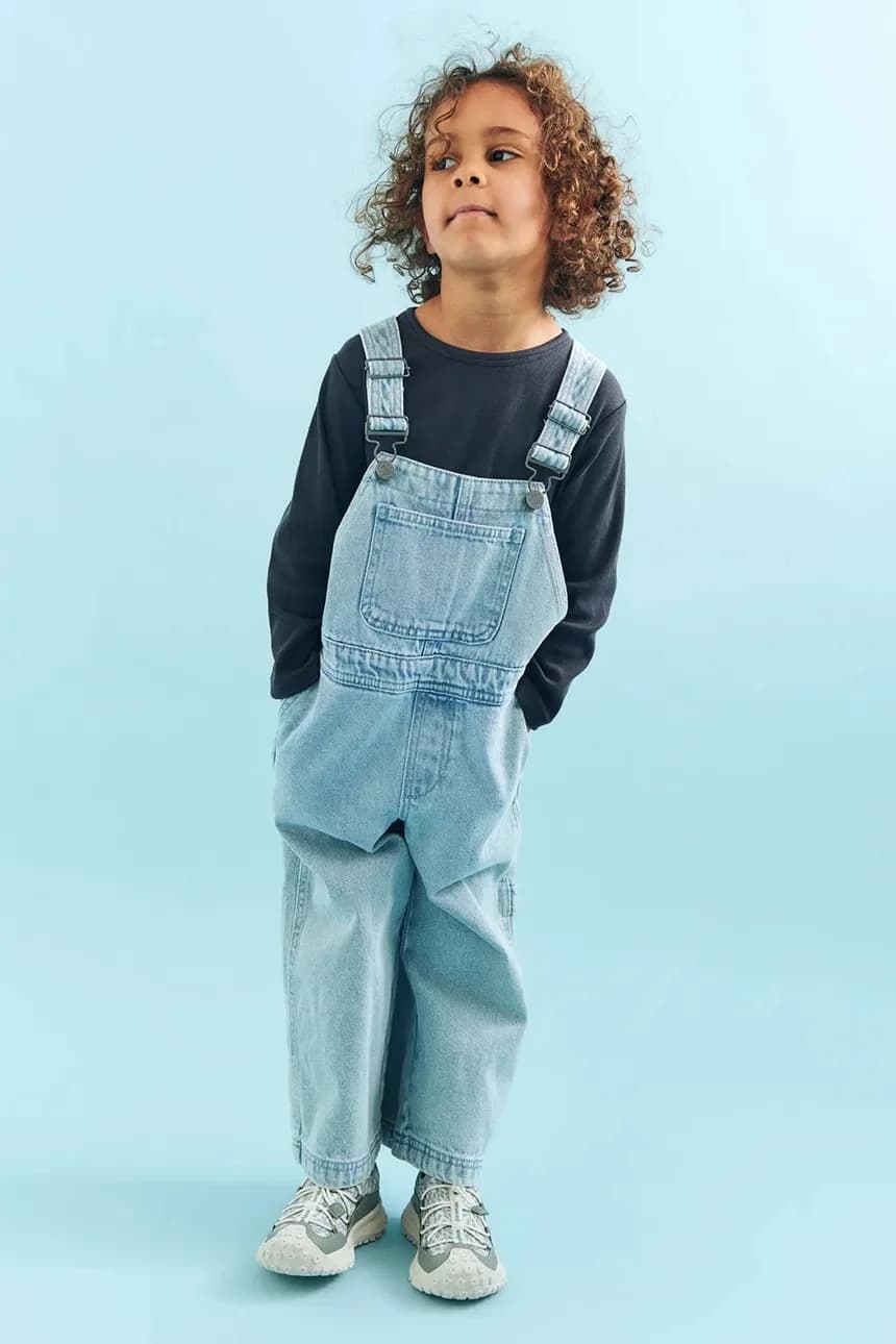 Детский джинсовый комбинезон - фото 6