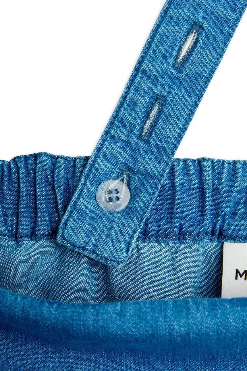 Обратите внимание на детские джинсовые комбинезоны. - фото 5