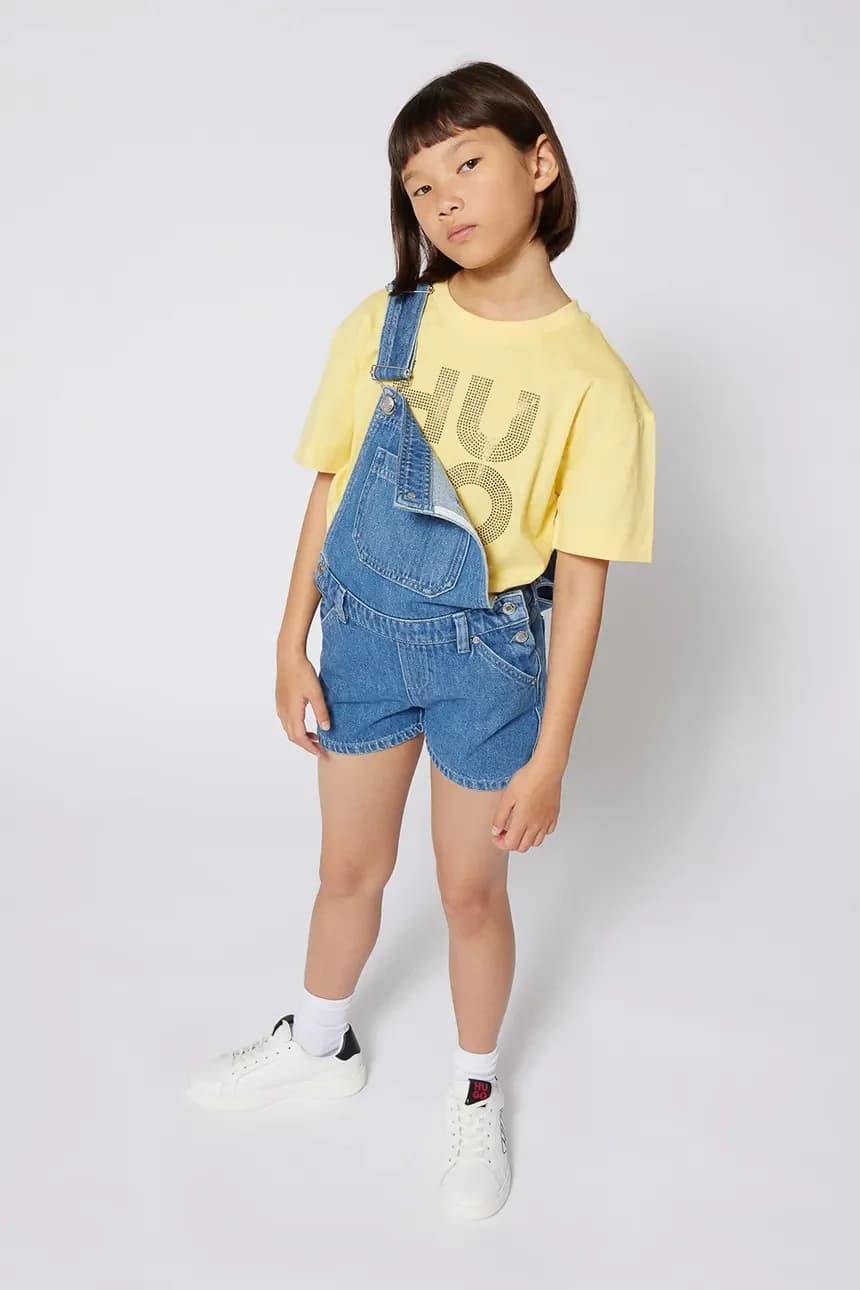 Детский джинсовый комбинезон