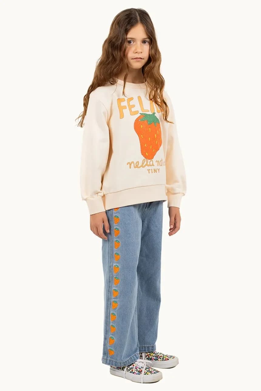 ДЖИНСЫ С ВЫШИВКОЙ КЛУБНИКИ детские джинсы - фото 5