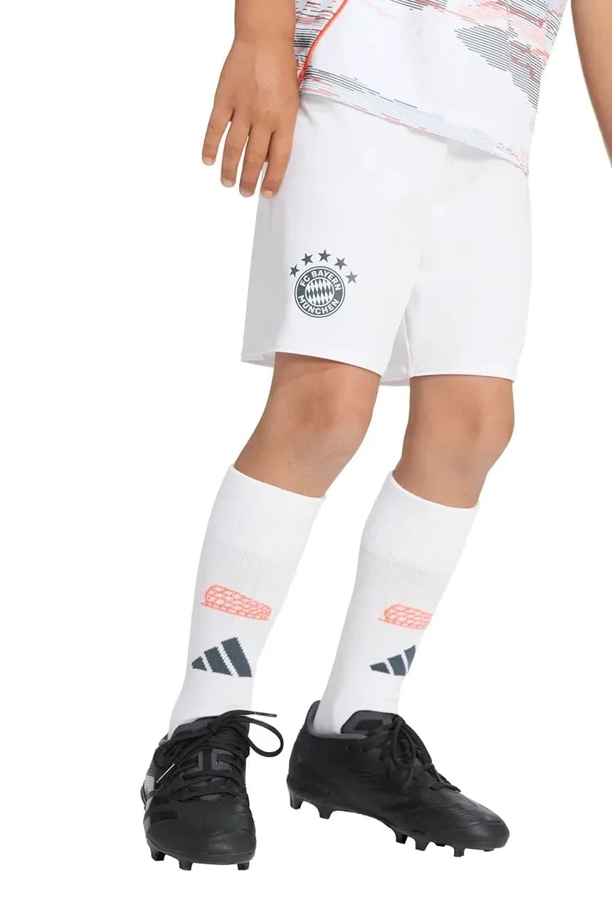 Детская форма ФК Бавария Мюнхен - фото 12