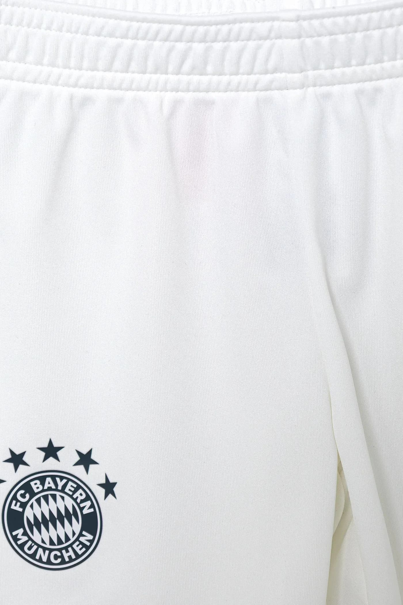 Детская форма ФК Бавария Мюнхен - фото 5