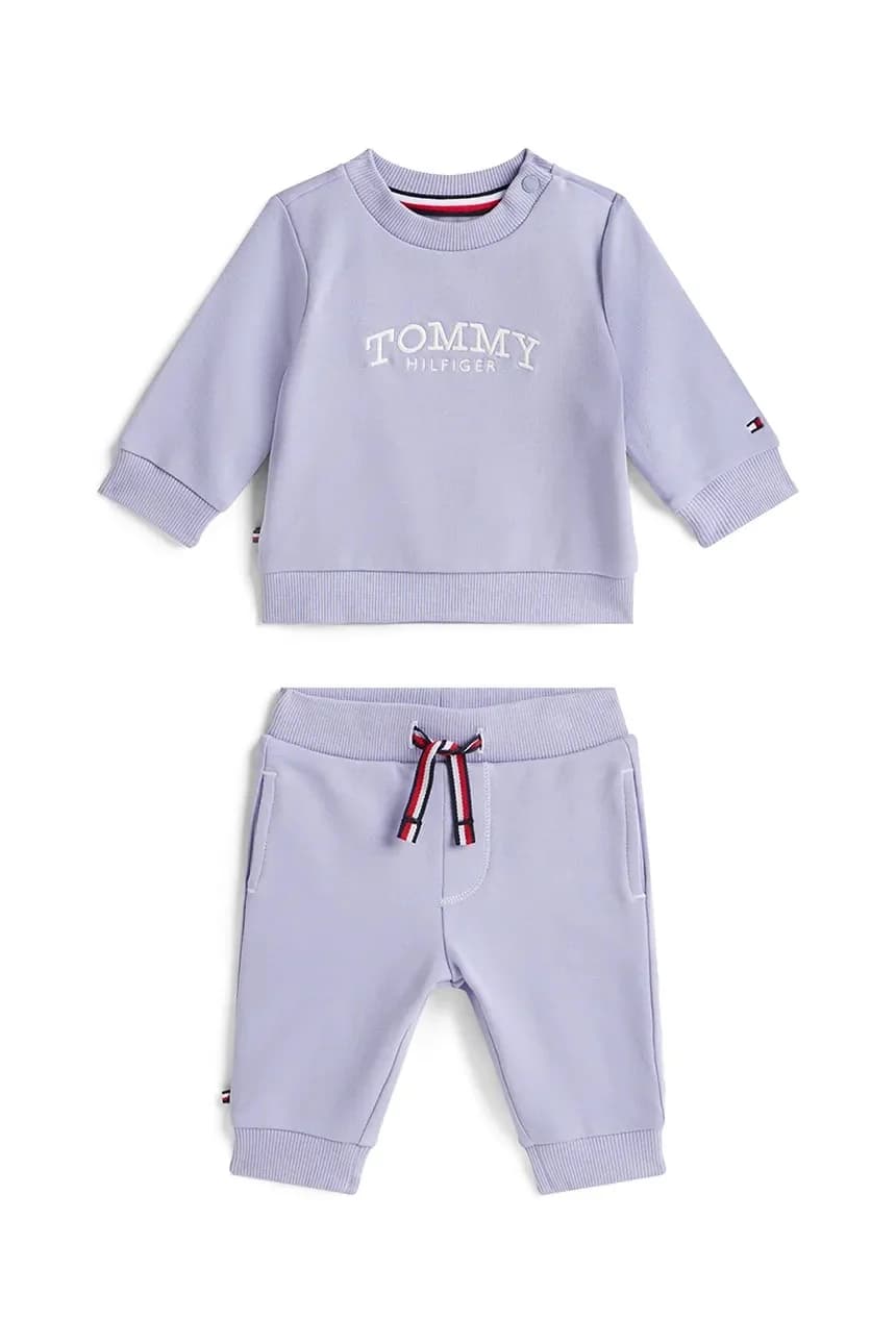 Детский спортивный костюм