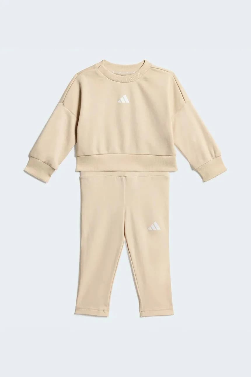 Детский спортивный костюм