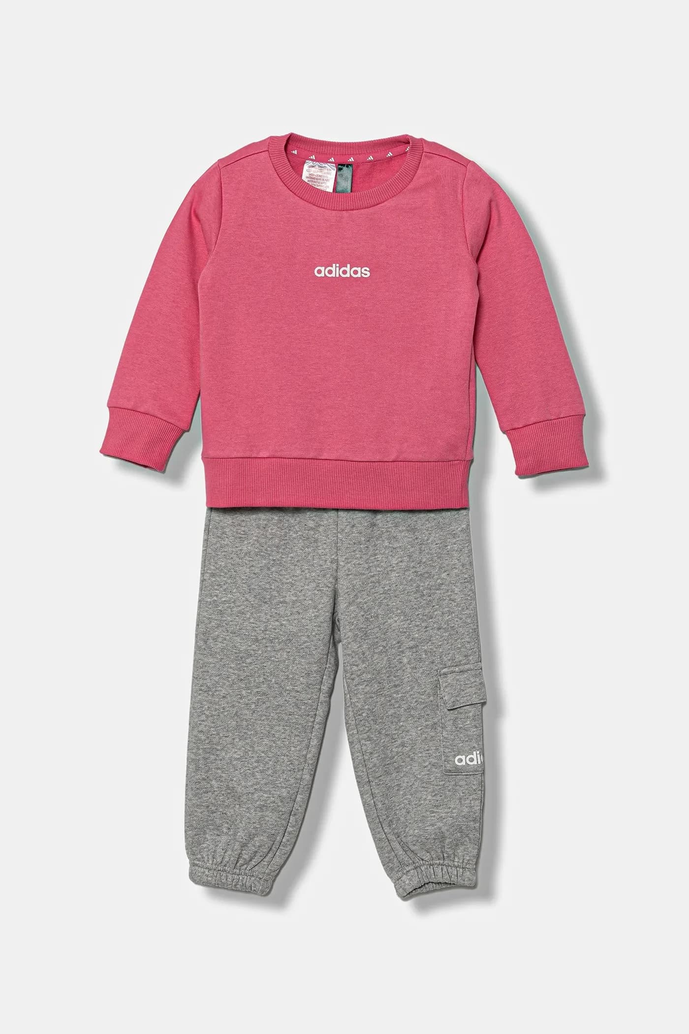 Детский спортивный костюм