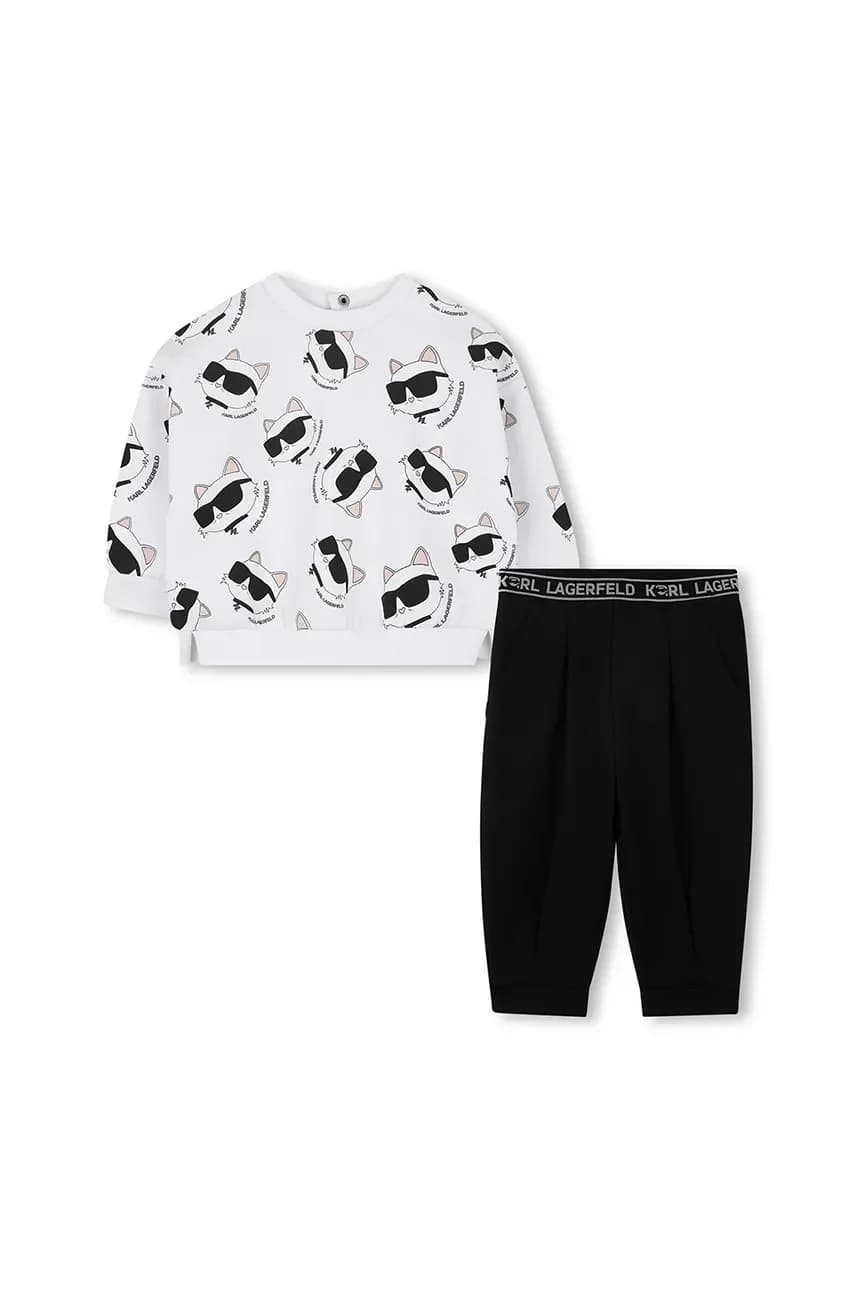 Детский спортивный костюм