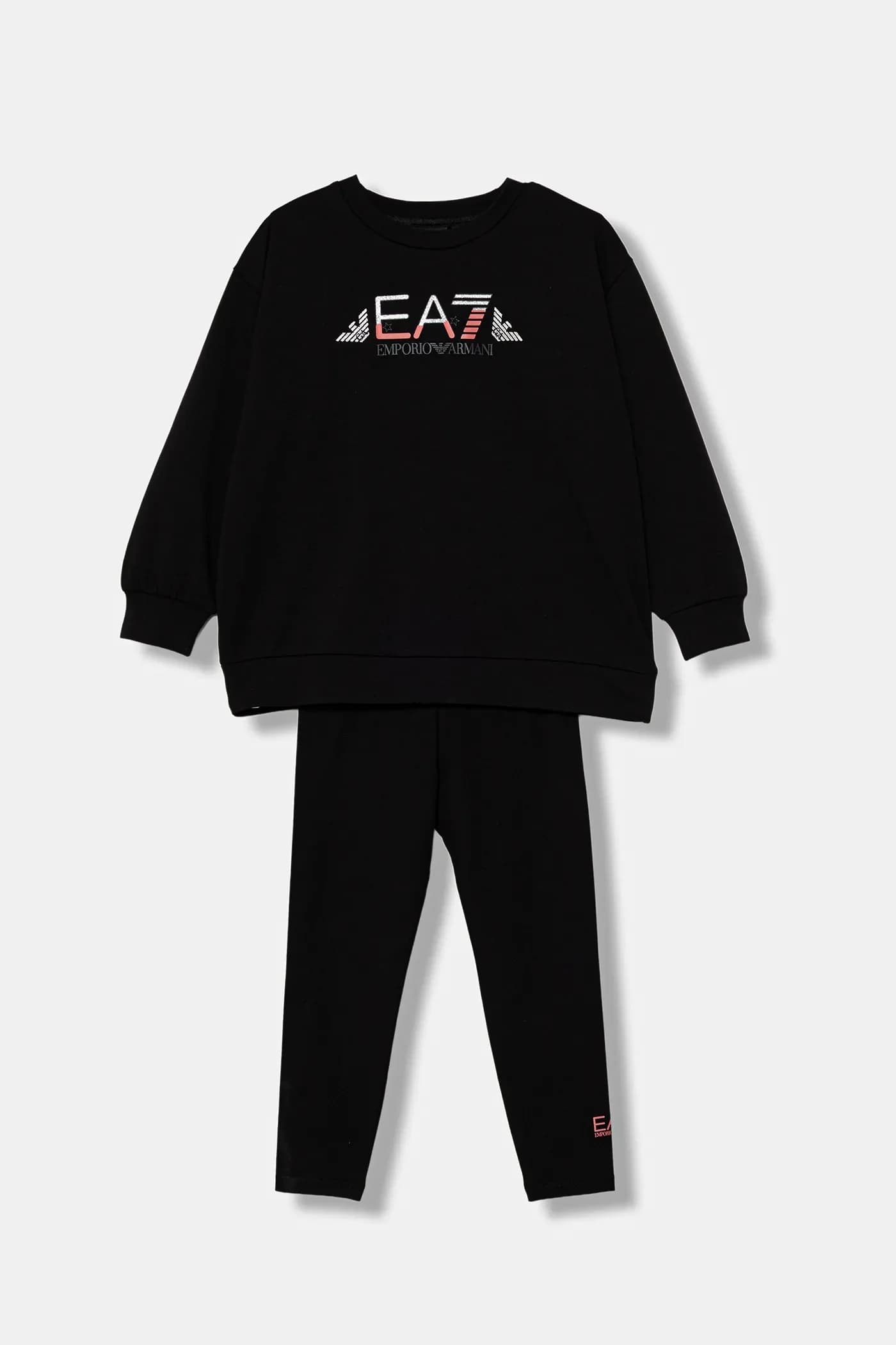 Детский спортивный костюм