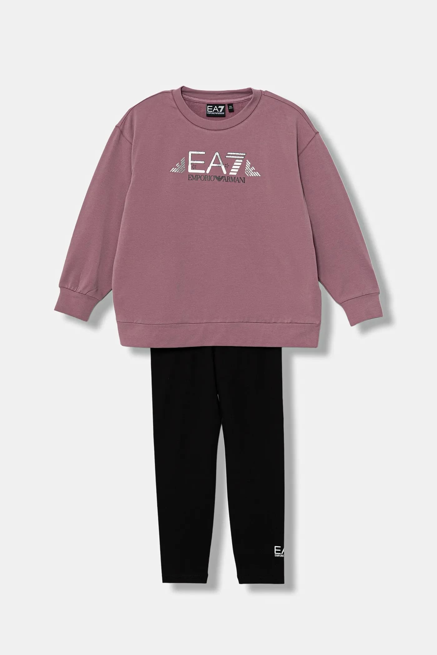 Детский спортивный костюм