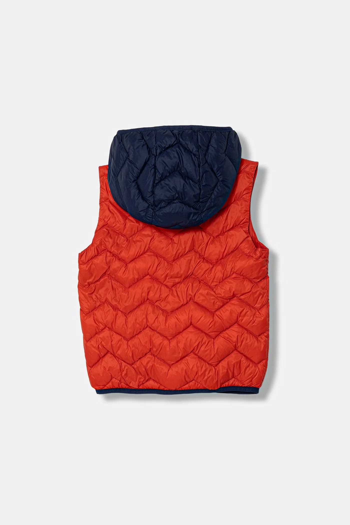 Детский жилет с капюшоном. - фото 2