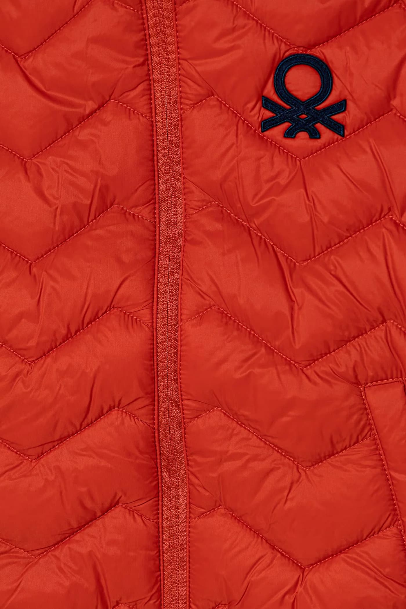 Детский жилет с капюшоном. - фото 3