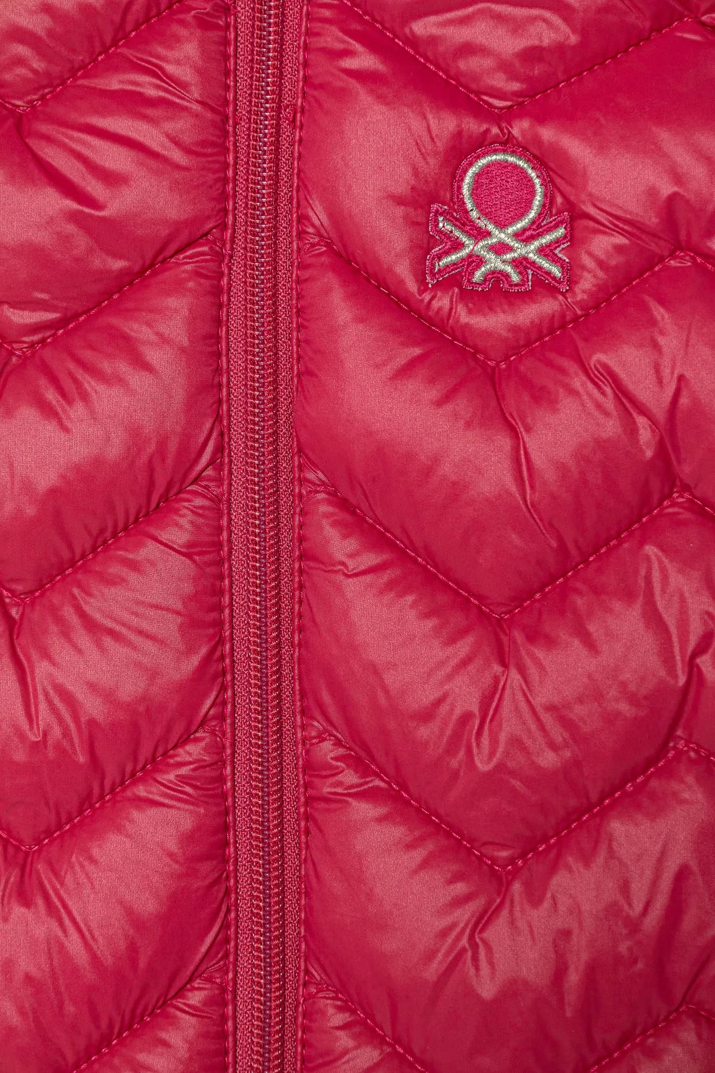 Детский жилет с капюшоном. - фото 3