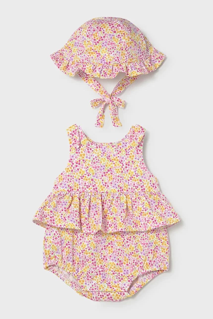 Рамперы и детская шапочка