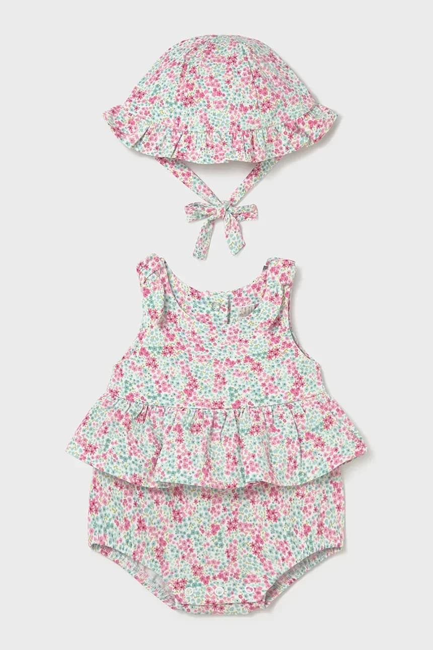 Рамперы и детская шапочка