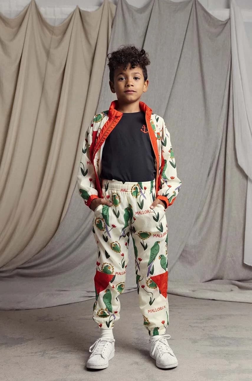 Детские спортивные штаны с попугаями - фото 6